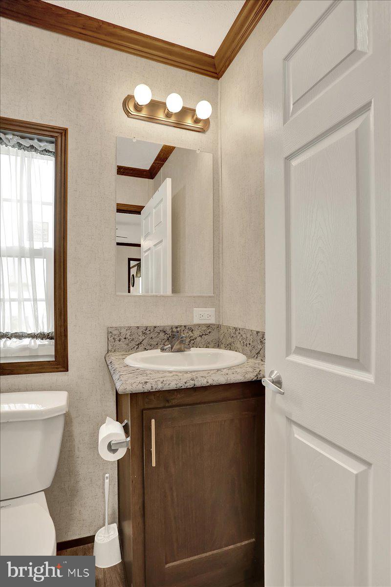 LAUREL COMMONS - Residential