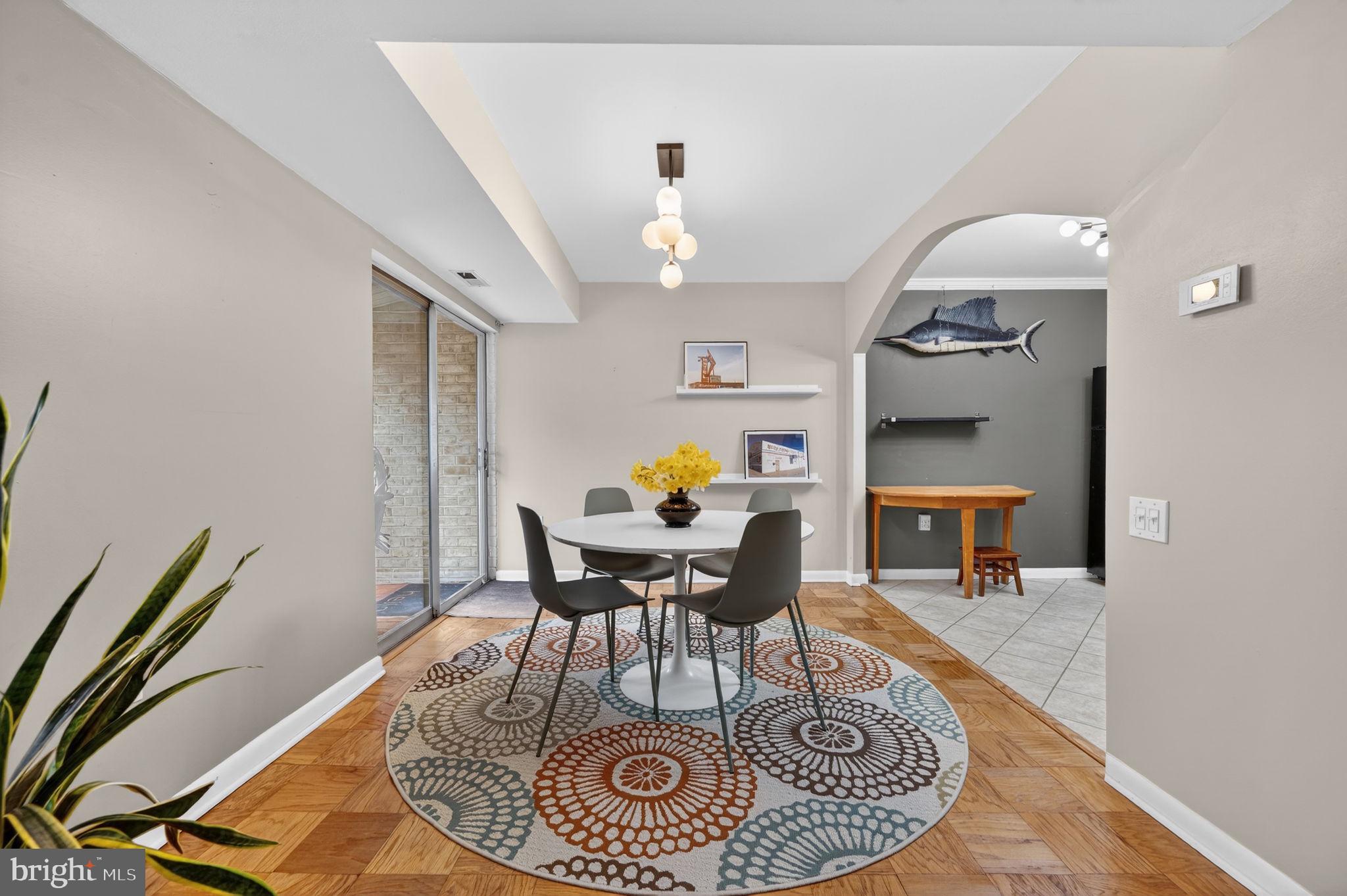 SEVERN HOUSE - Residential