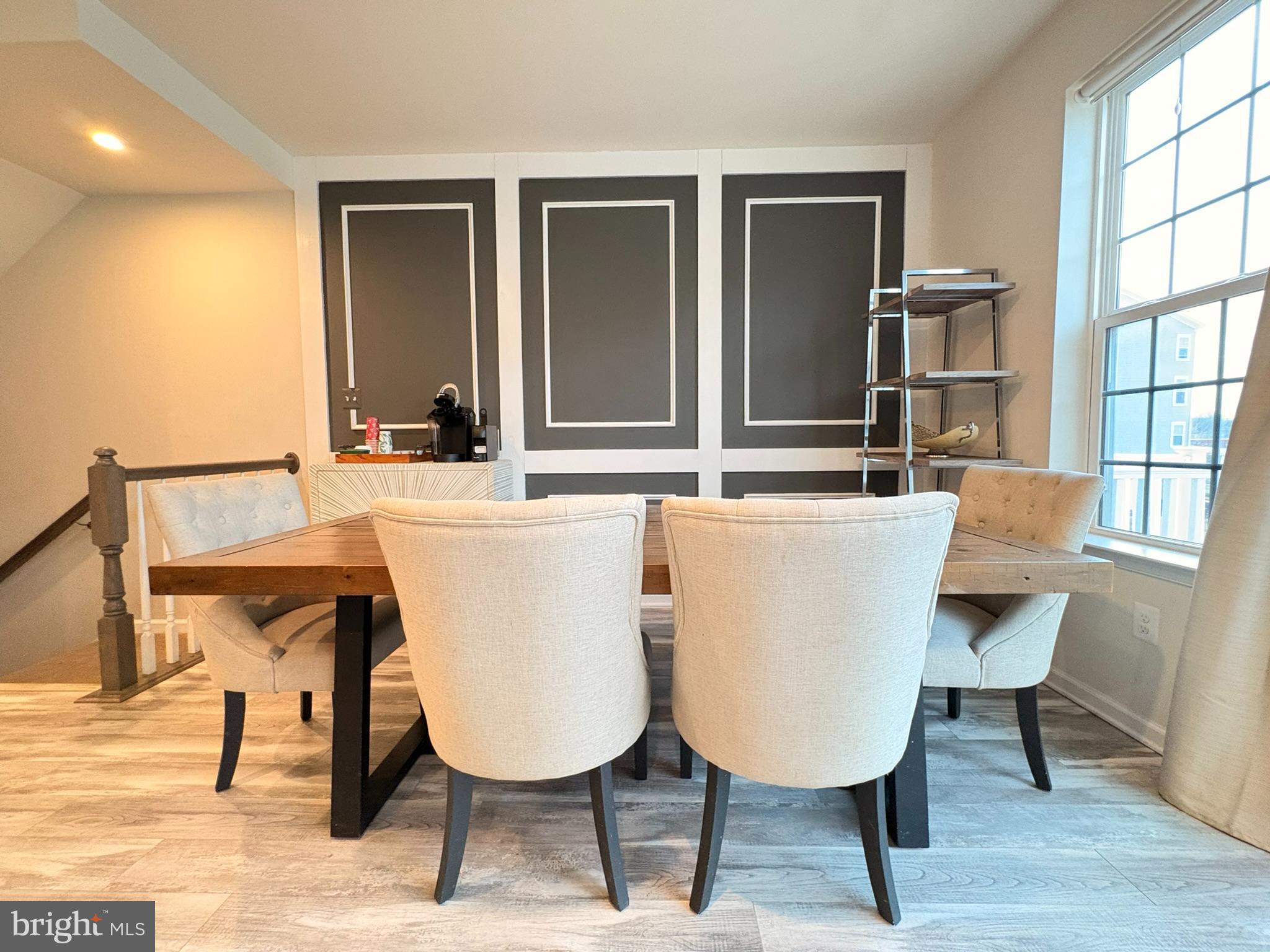 METRO POINTE - Residential