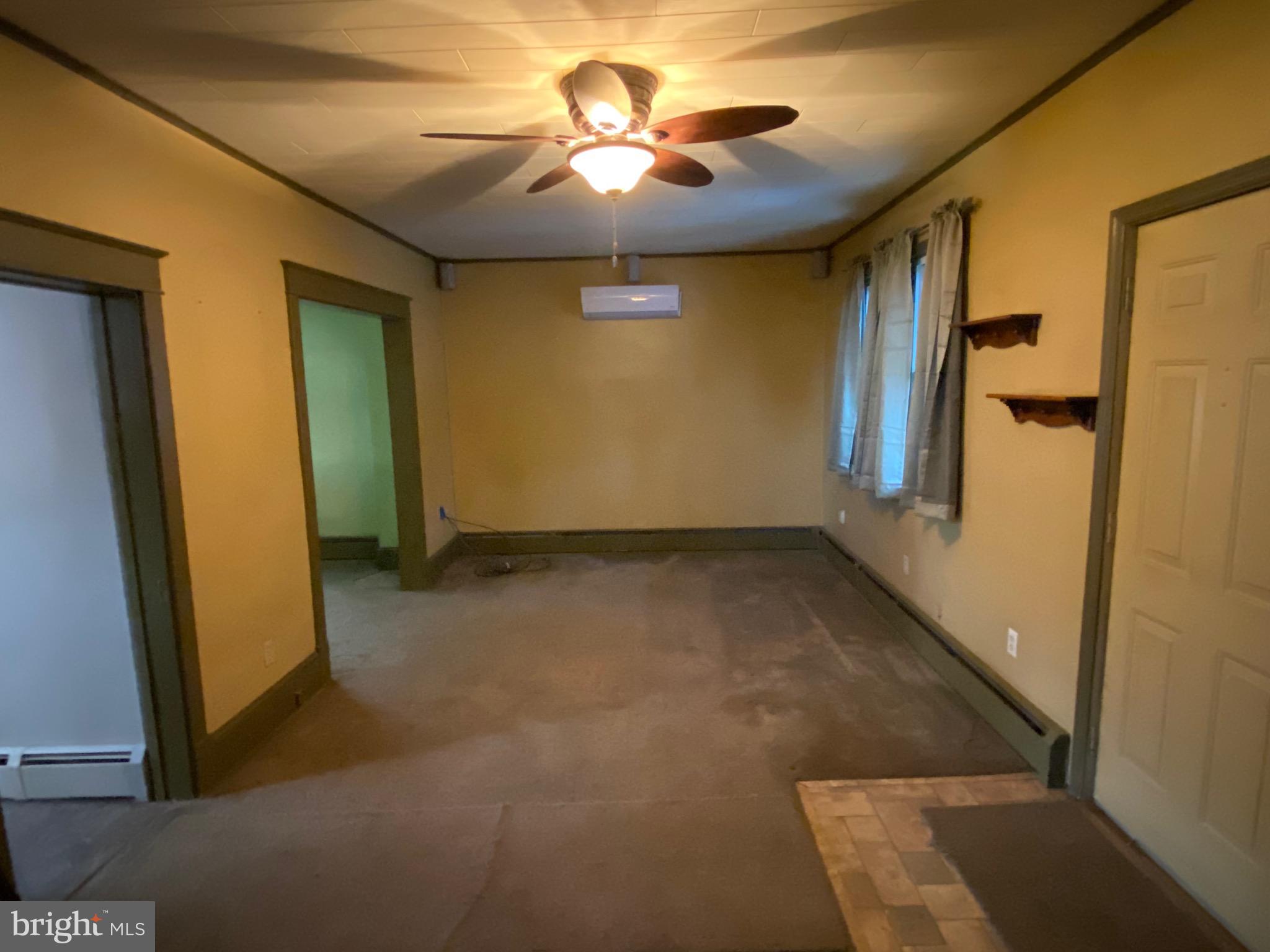 MOUNT HOPE - Residential