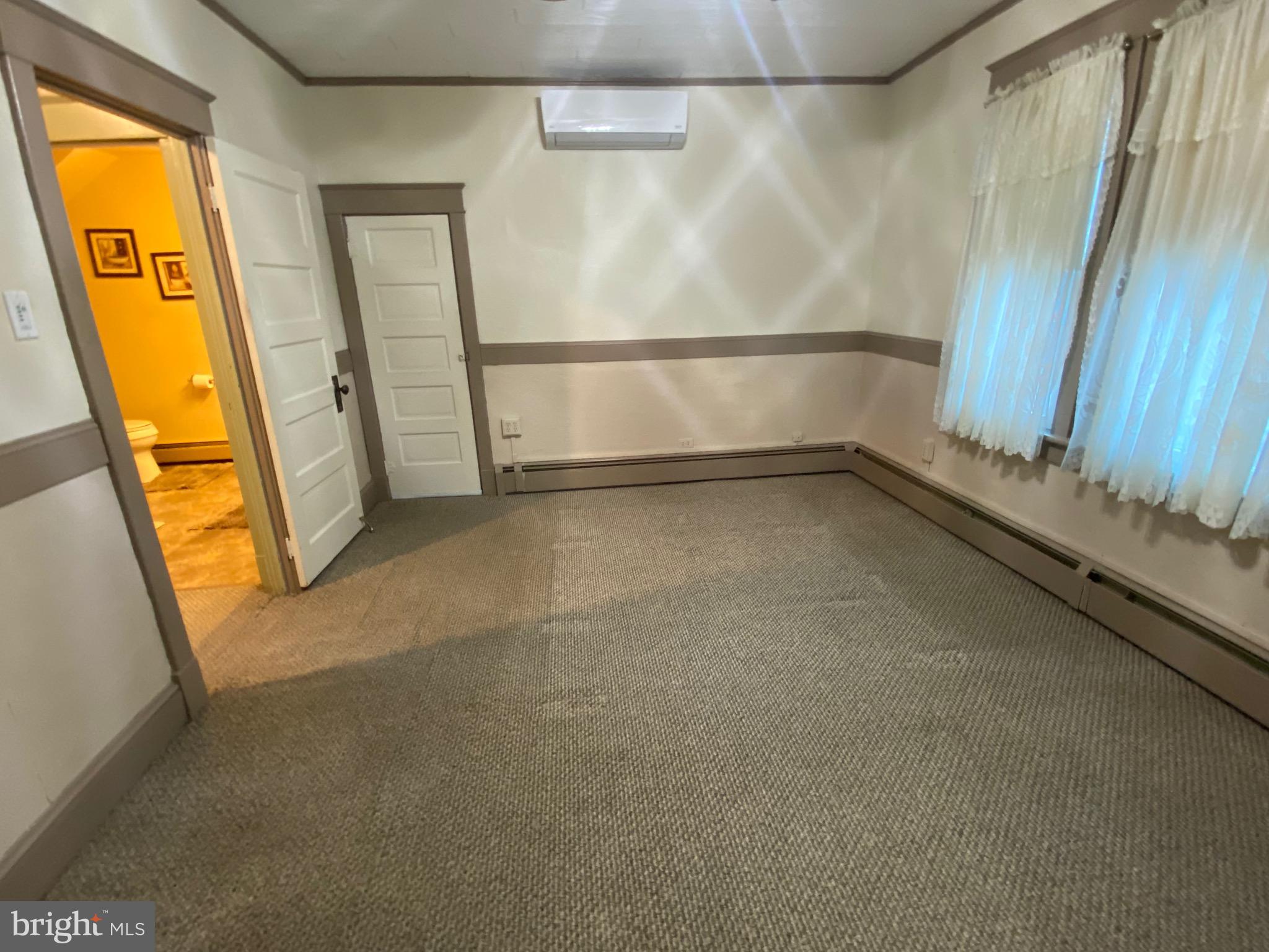 MOUNT HOPE - Residential