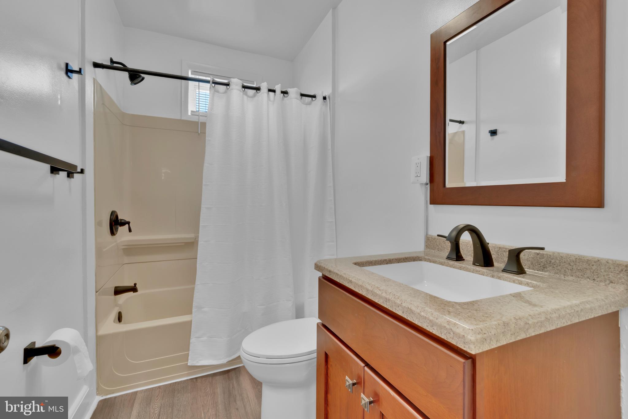 WAVERLY - Residential