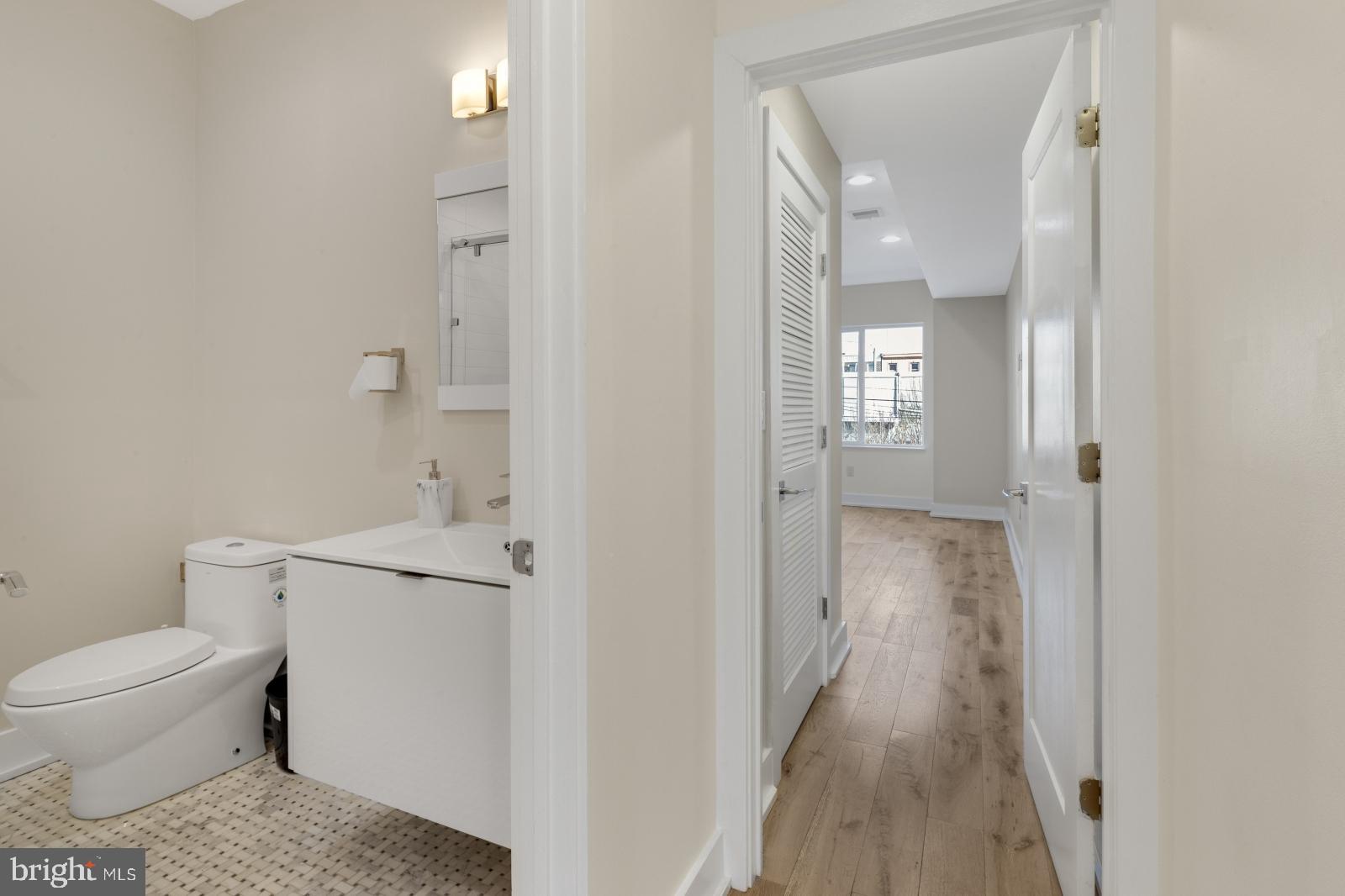 EAST KENSINGTON - Residential Lease