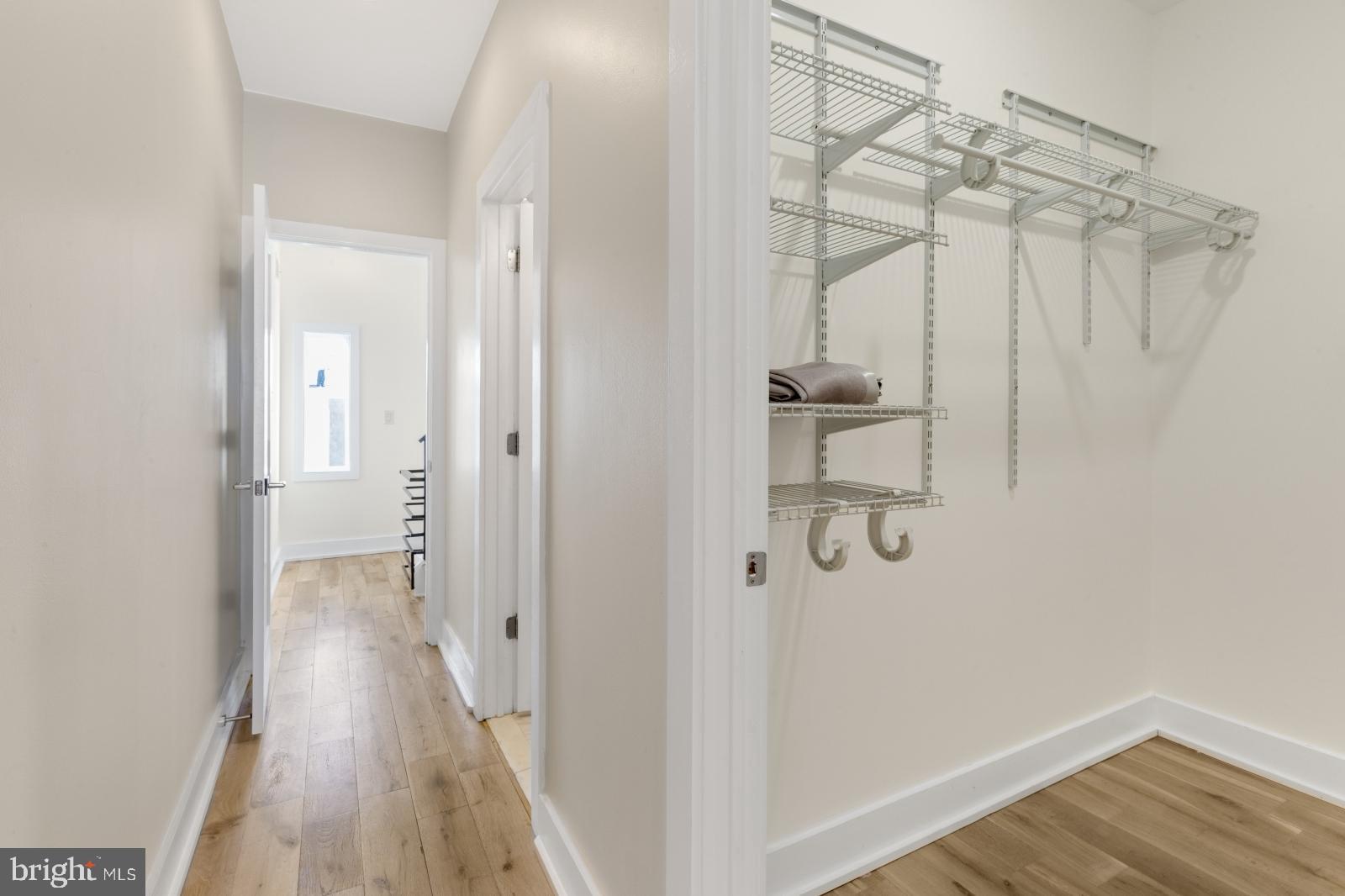 EAST KENSINGTON - Residential Lease