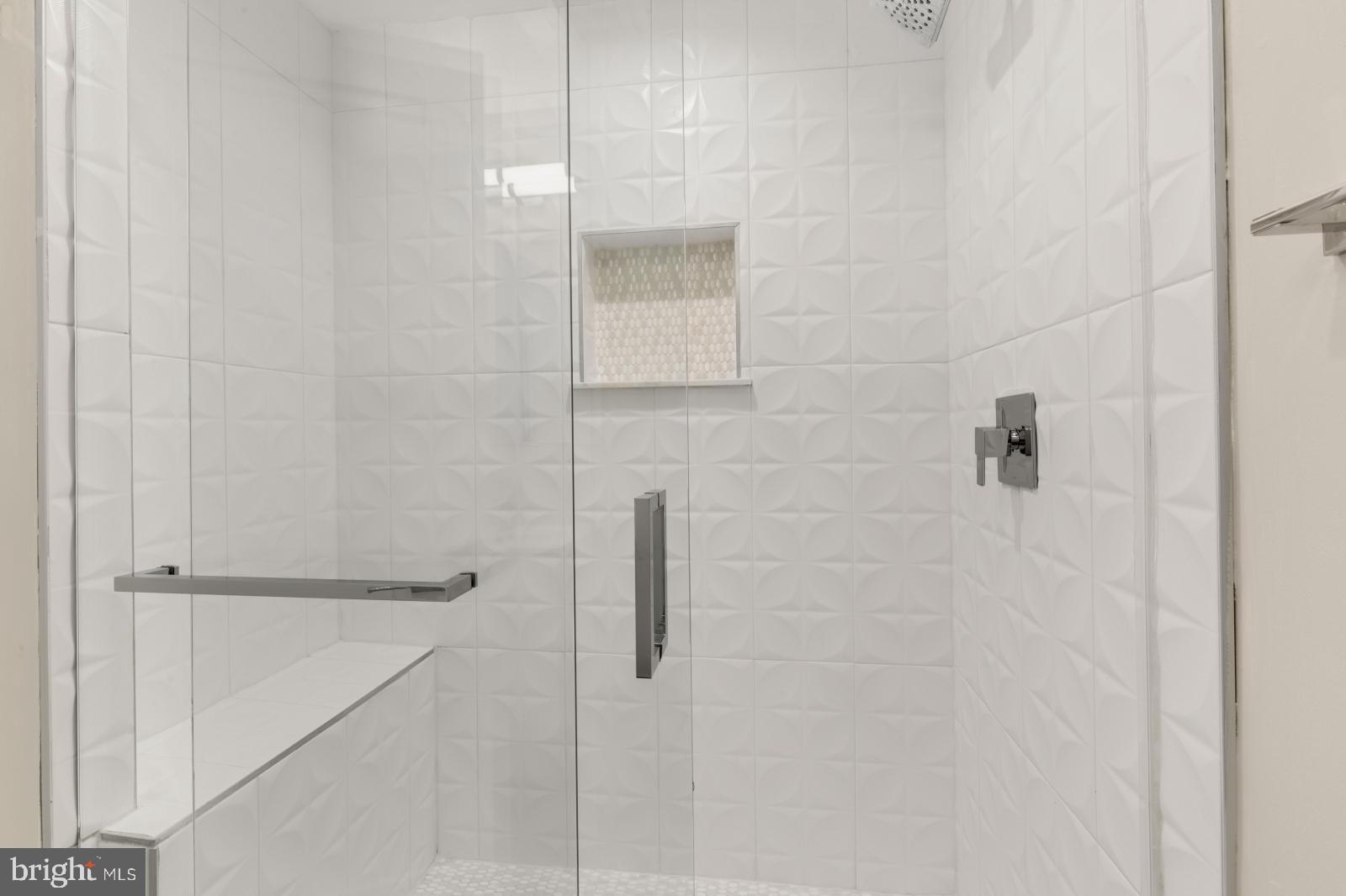 EAST KENSINGTON - Residential Lease