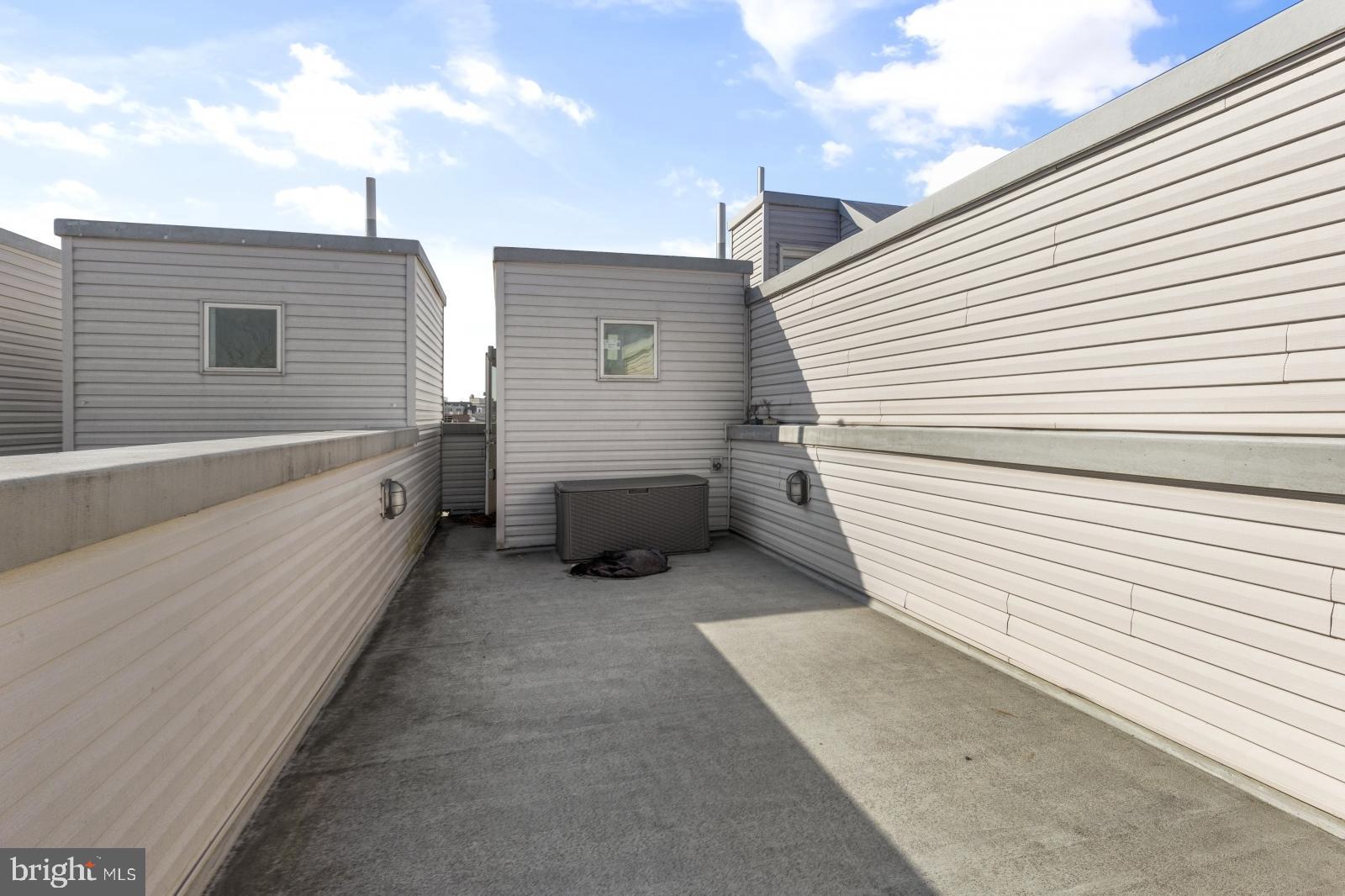 EAST KENSINGTON - Residential Lease