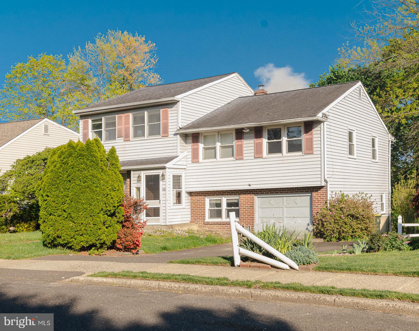 WILLOW RUN - Residential