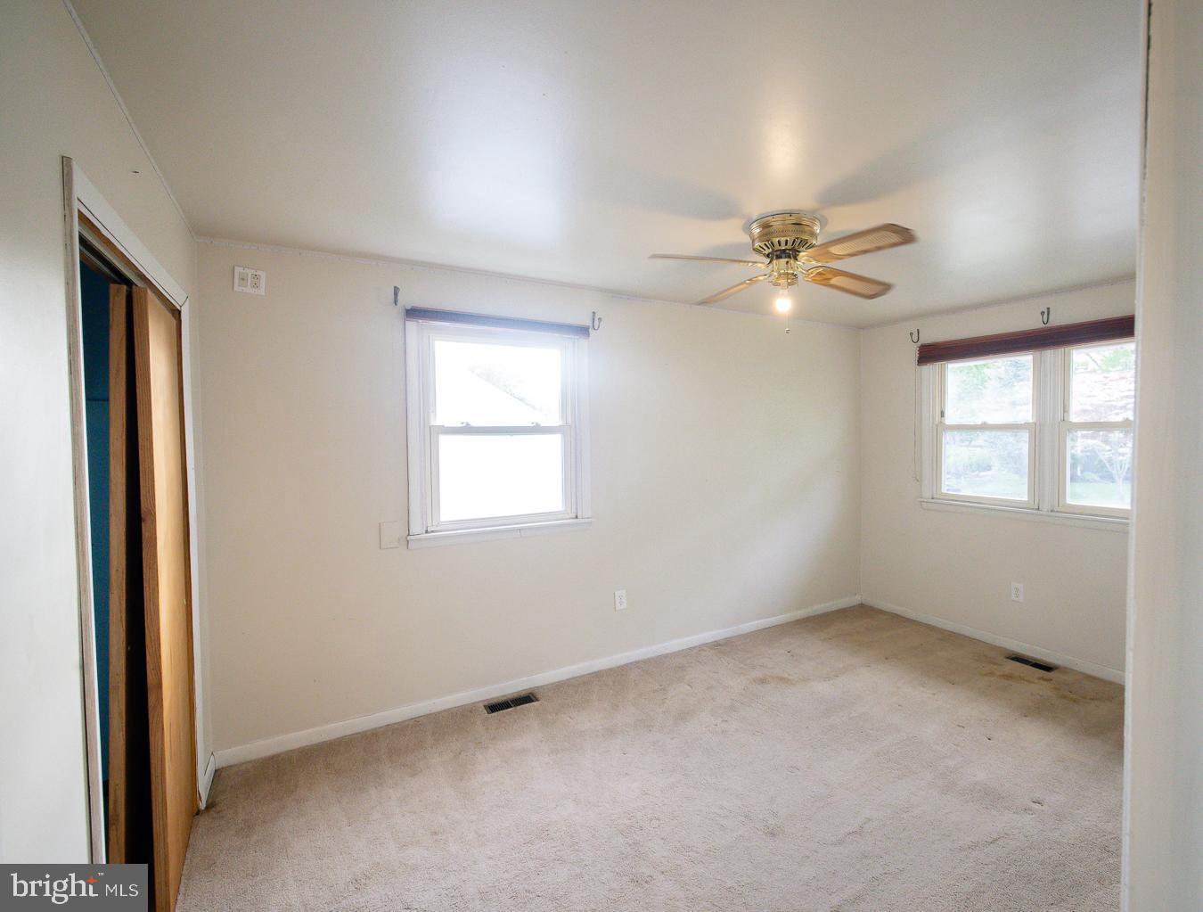 WILLOW RUN - Residential
