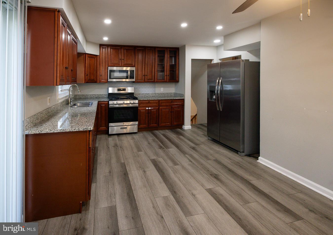 WILLOW RUN - Residential