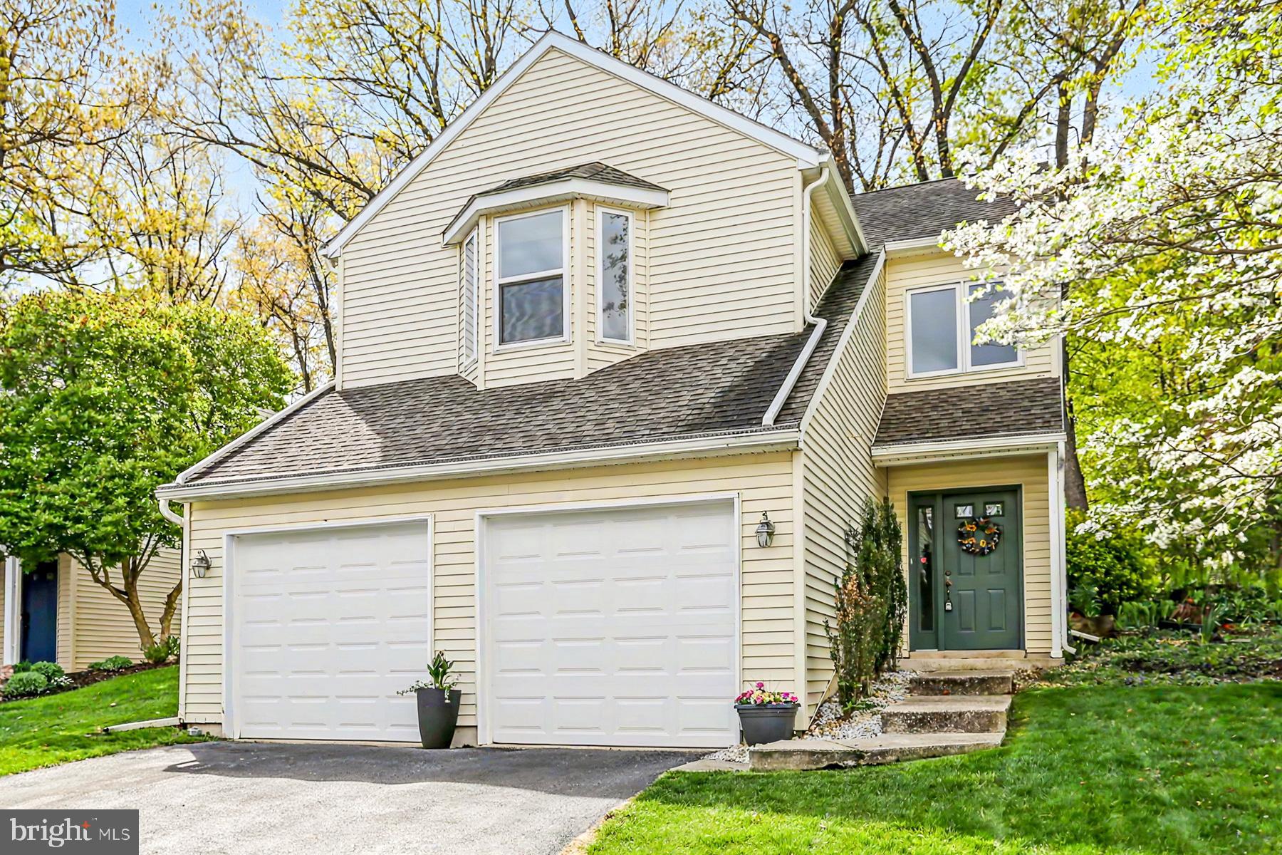 6109 SUMMIT POINTE DRIVE