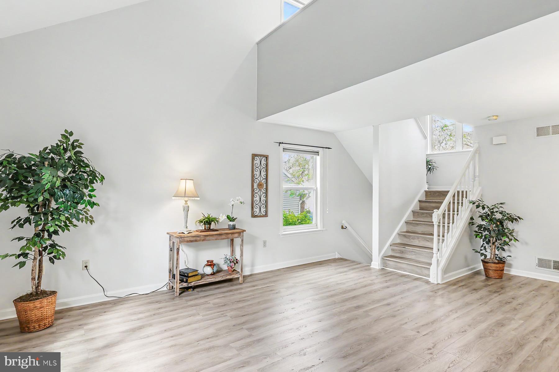 6109 SUMMIT POINTE DRIVE