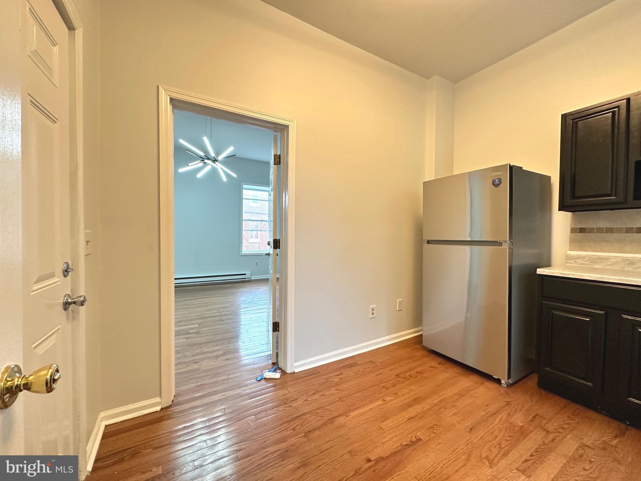 Available NOW! Great, renovated option for $1000. 18th & W Master St, you're a short bus ride to center city, and the apartment is move-in ready. The apartment is basically a 1-bedroom, but there is no kitchen/living area as such,h but the "bedroom" can easily fit a queen-sized bed, desk, dresser, living & dining set furniture. Hardwood floors, window AC already in the window, baseboard heating, and electric appliances. To qualify, you only need 2.5x the rent income and a credit score of 650. Vouchers accepted, too. First, last and security to move-in.