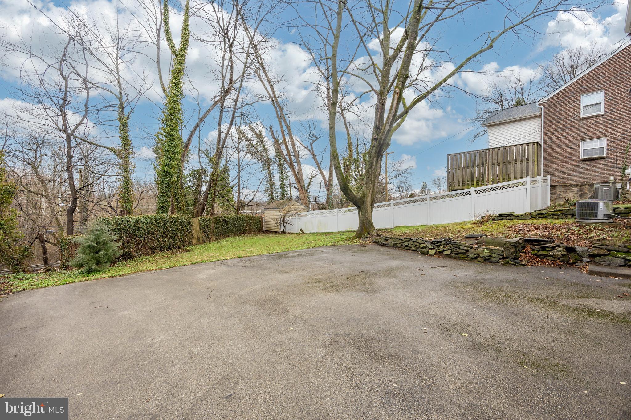 ARONIMINK - Residential