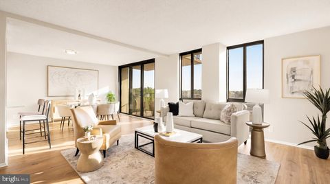 Photo of 6800 Fleetwood Road #901, MCLEAN, VA 22101 (MLS # VAFX2303644)