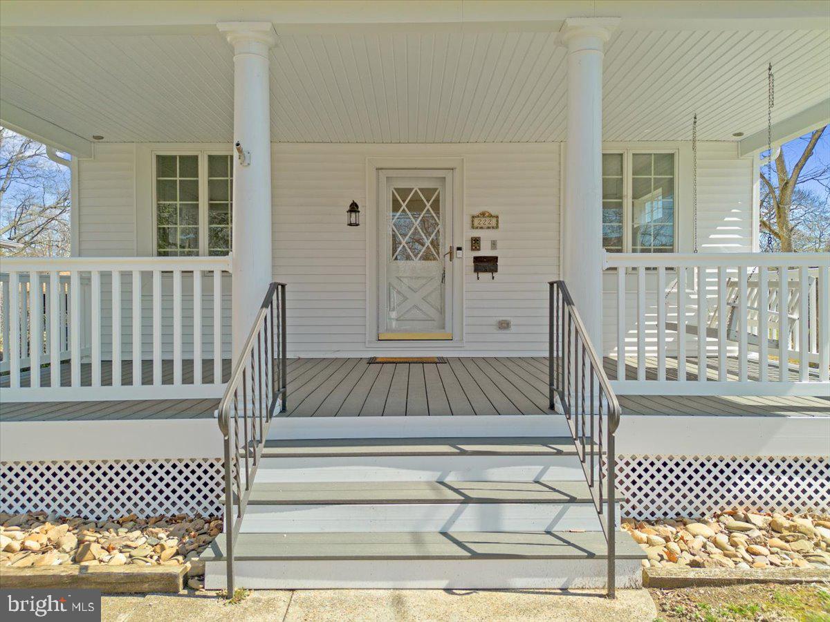 222 HAZEL AVENUE