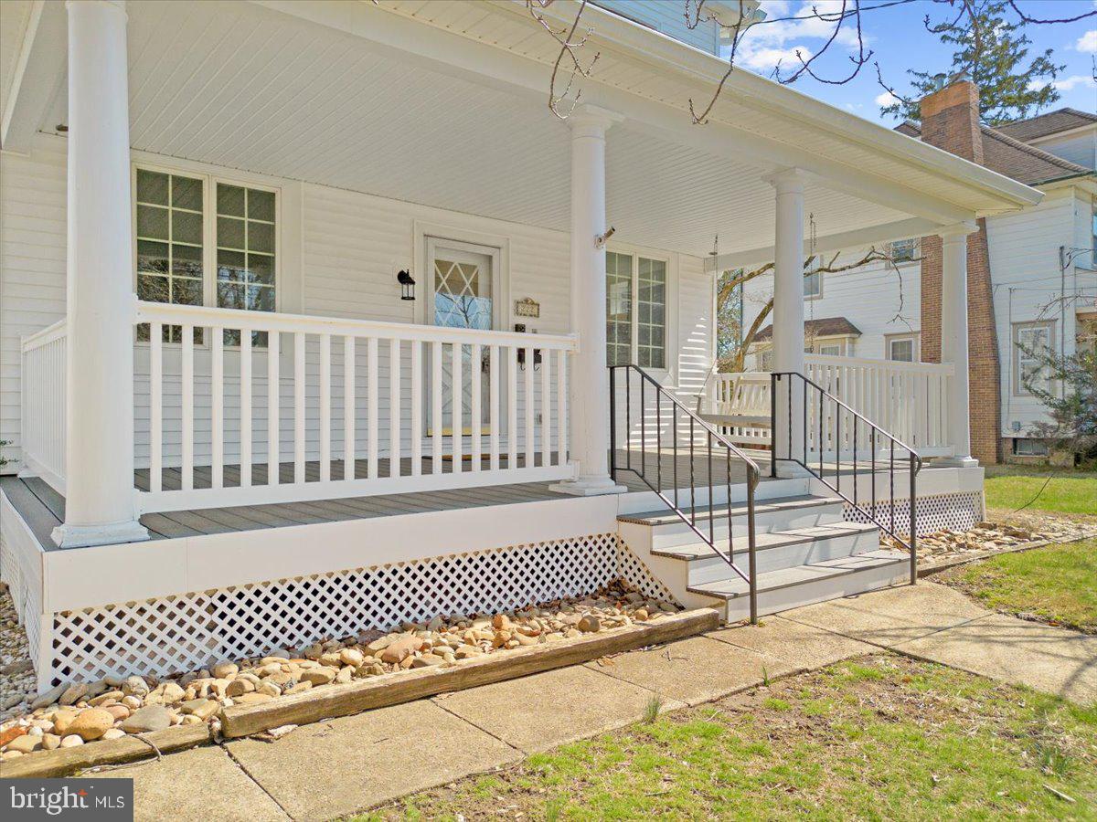 222 HAZEL AVENUE