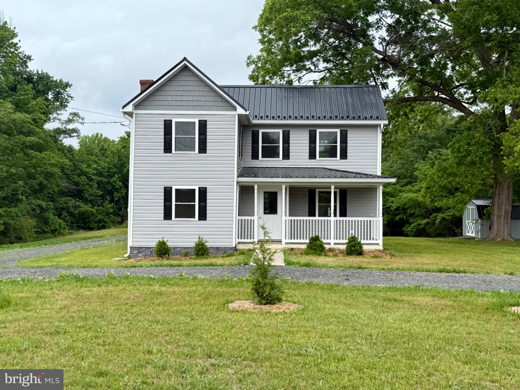 439 VALLEY DRIVE