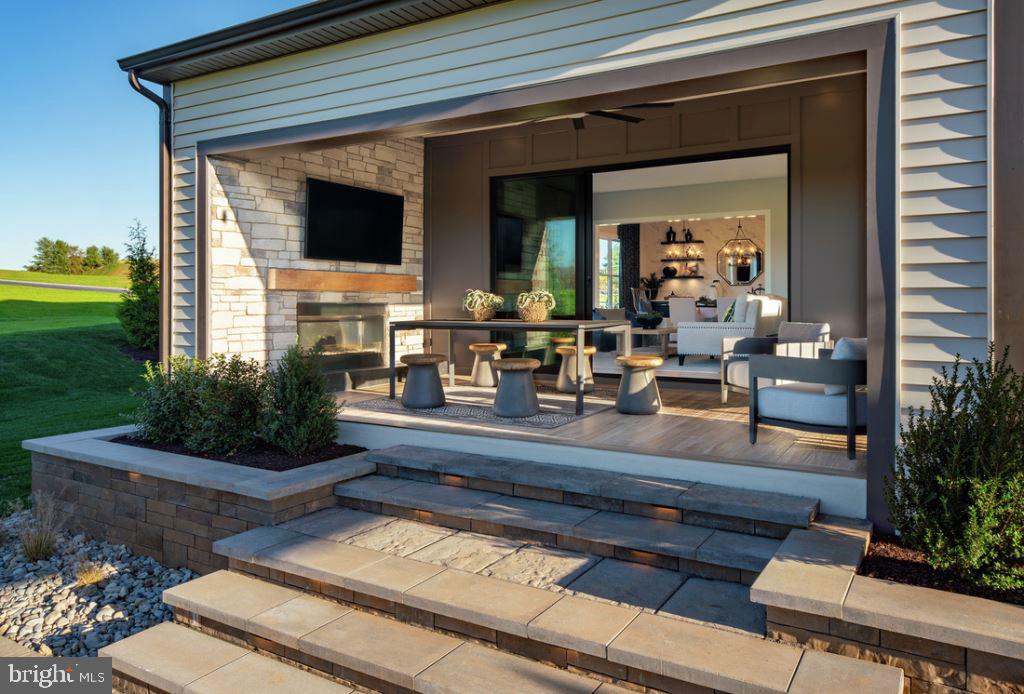 MT. PROSPECT - Residential