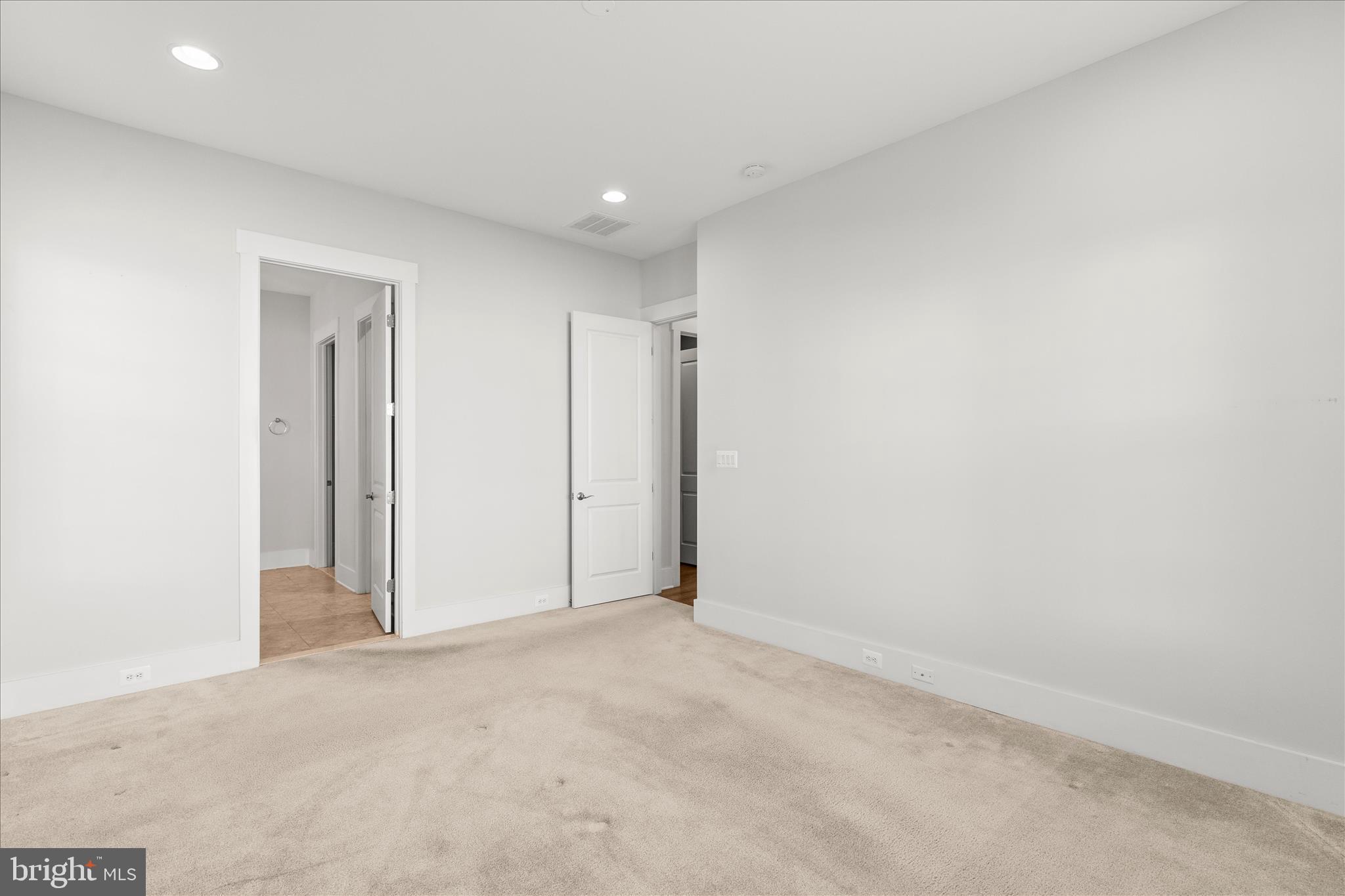 AMBLEBROOK - Residential