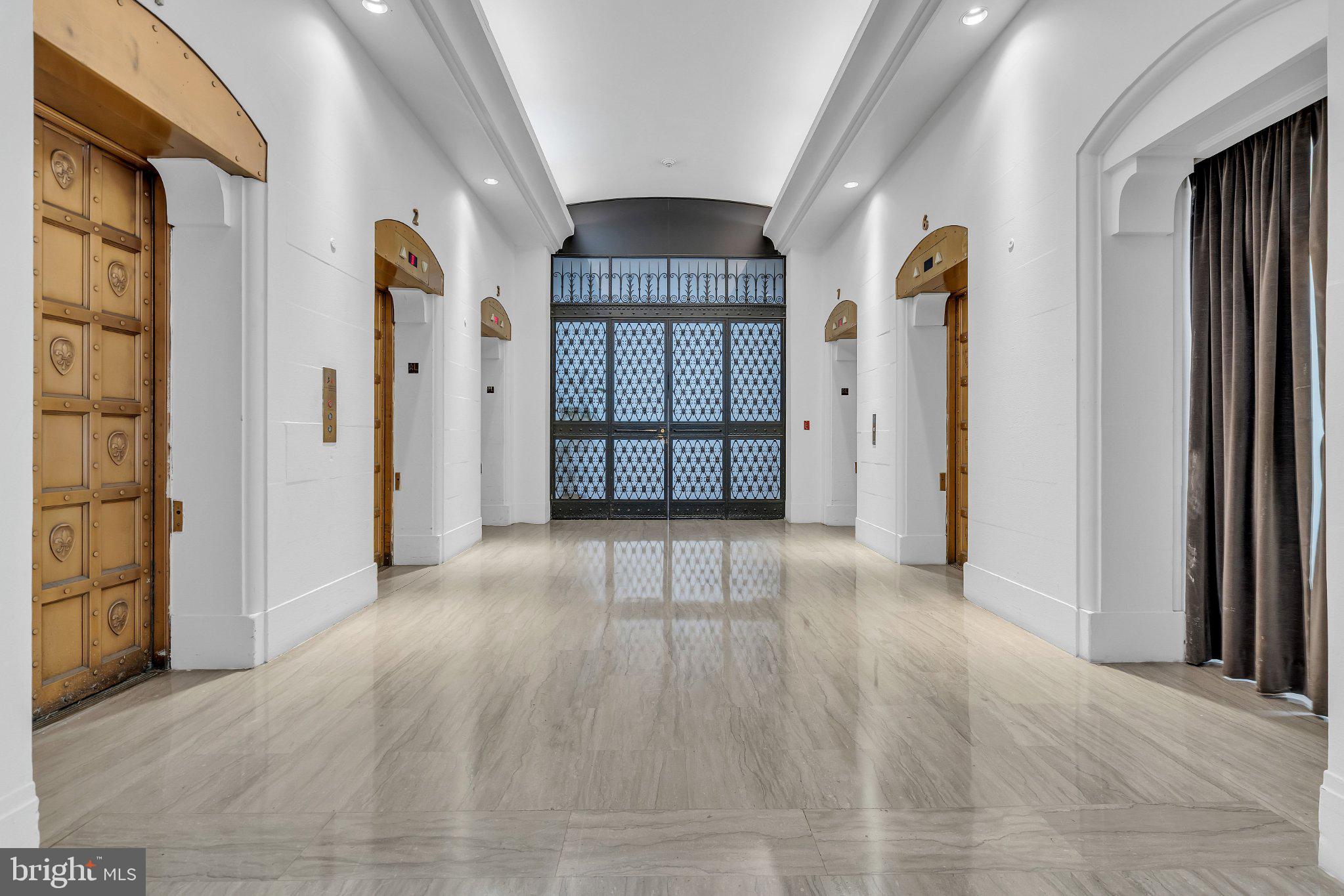 111 S 15TH STREET P302