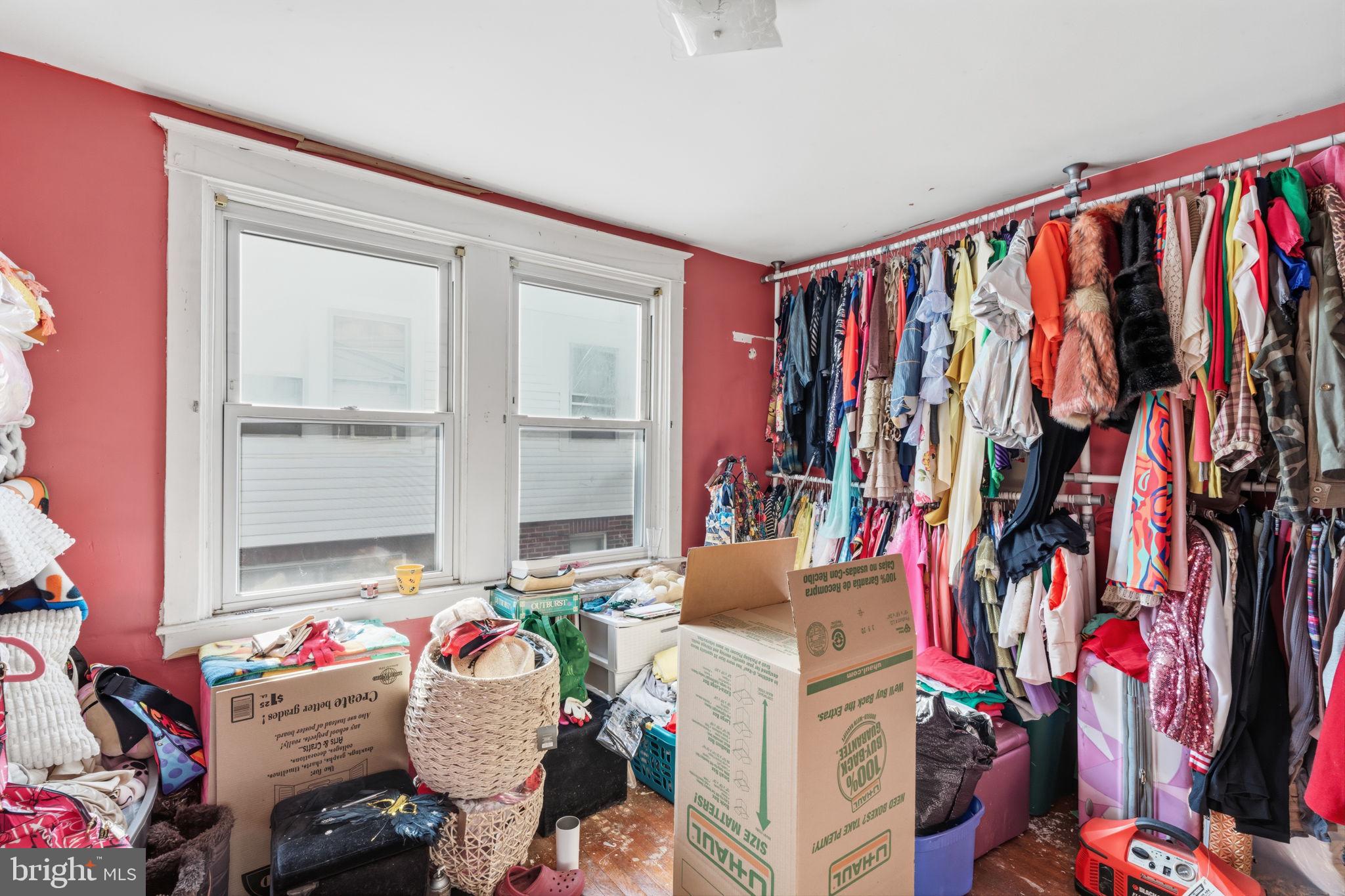 YEADON - Residential