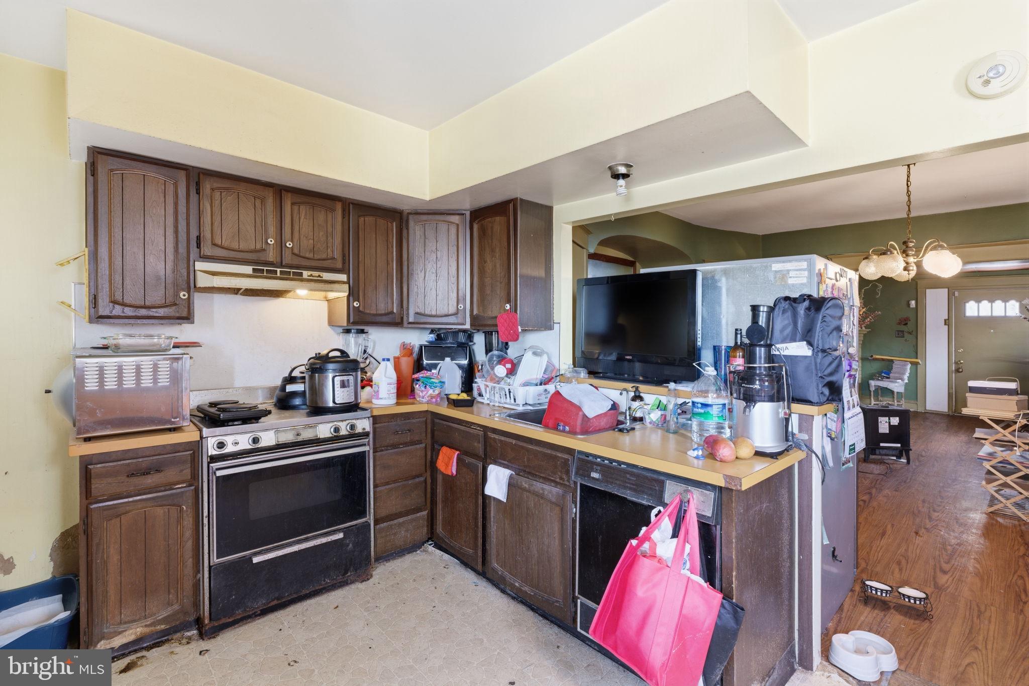 YEADON - Residential