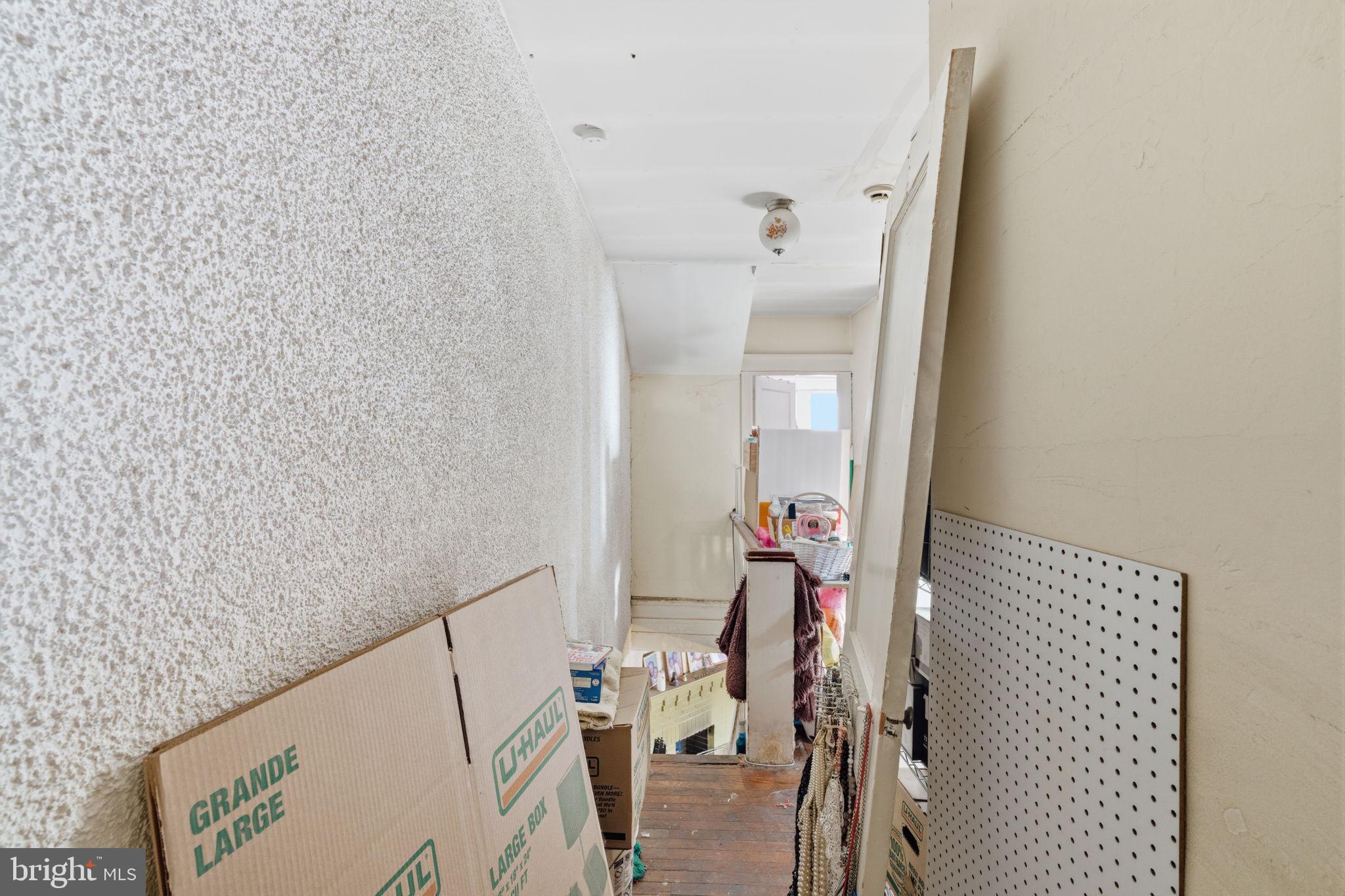 YEADON - Residential