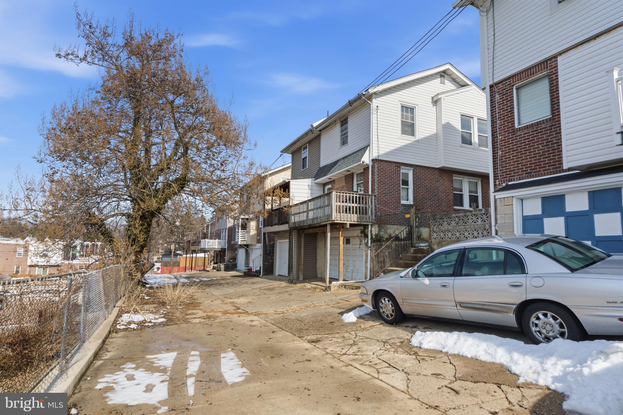 YEADON - Residential