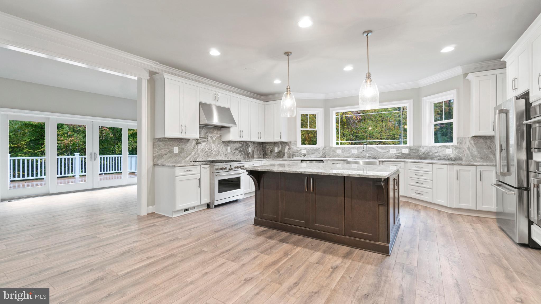 5906 COPPER MILL DRIVE