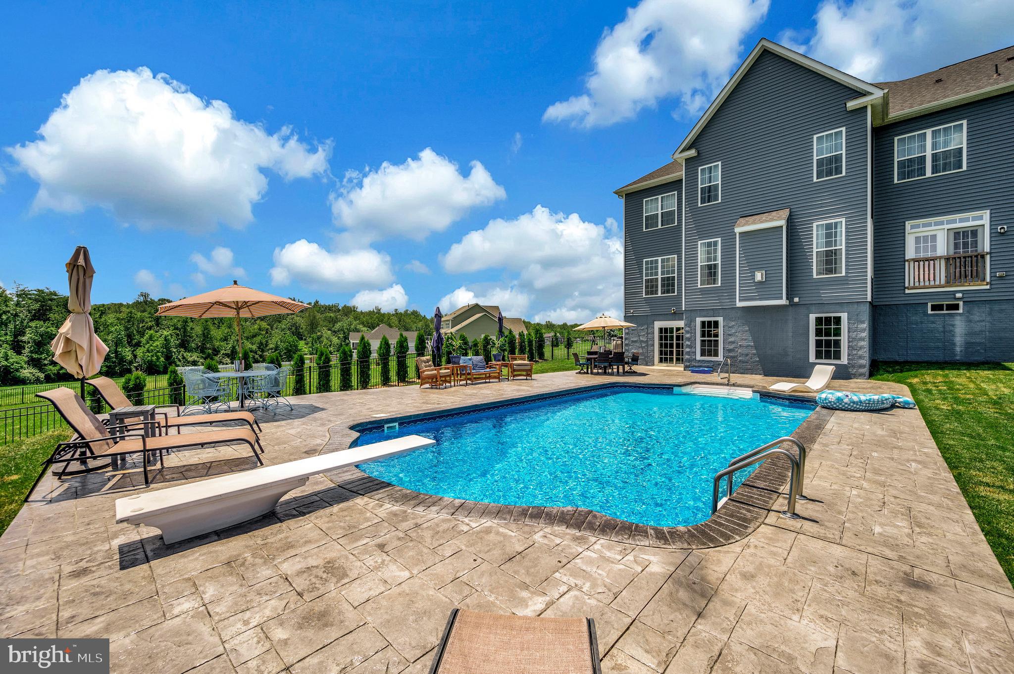 1020 FILA COURT