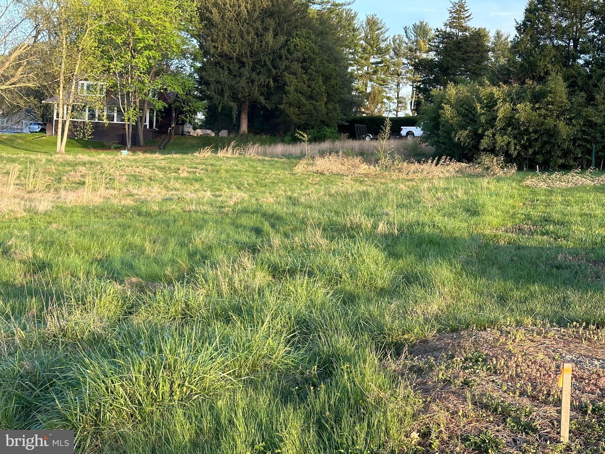 NORTH EAST HEIGHTS - Land