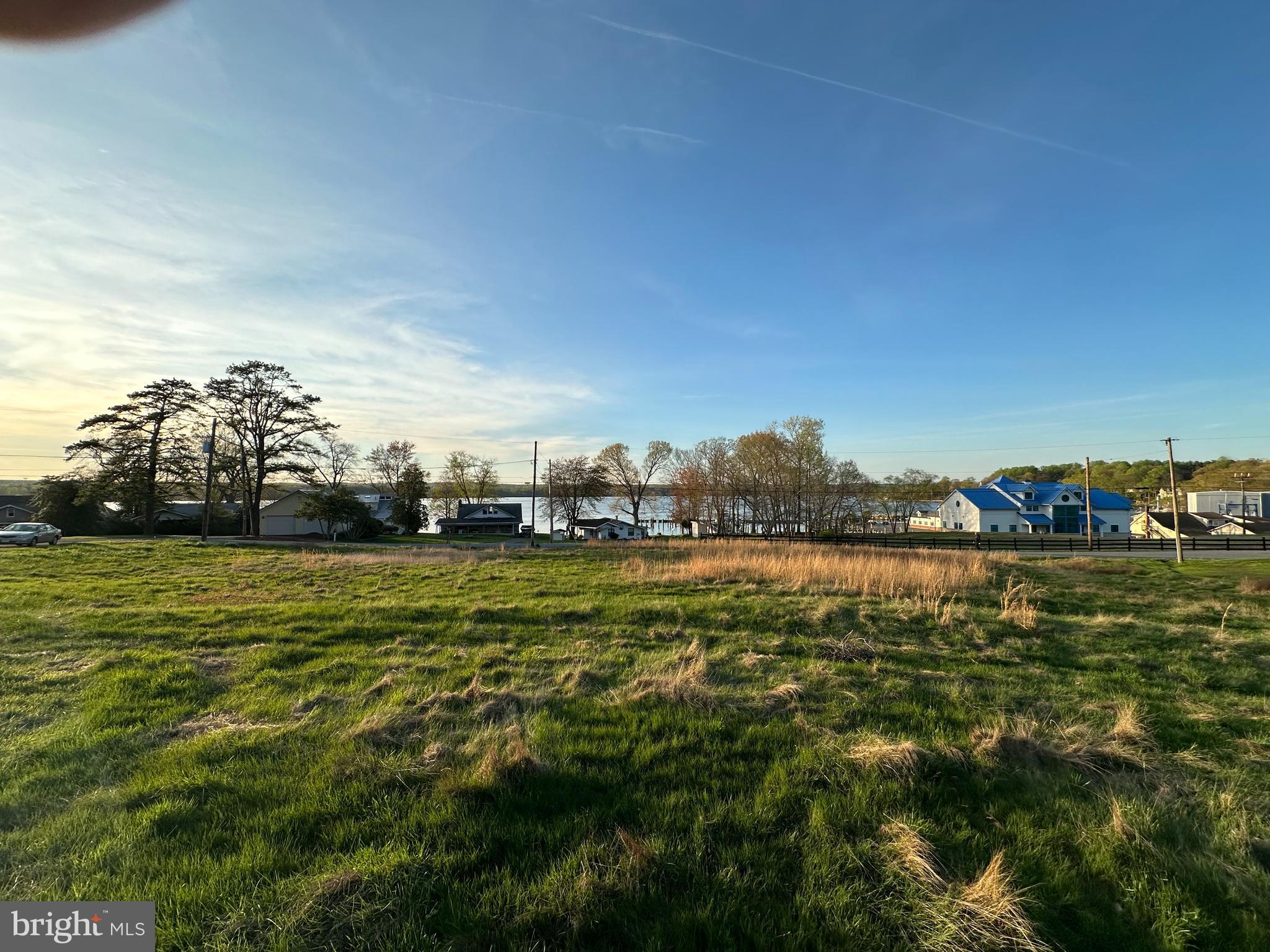 NORTH EAST HEIGHTS - Land