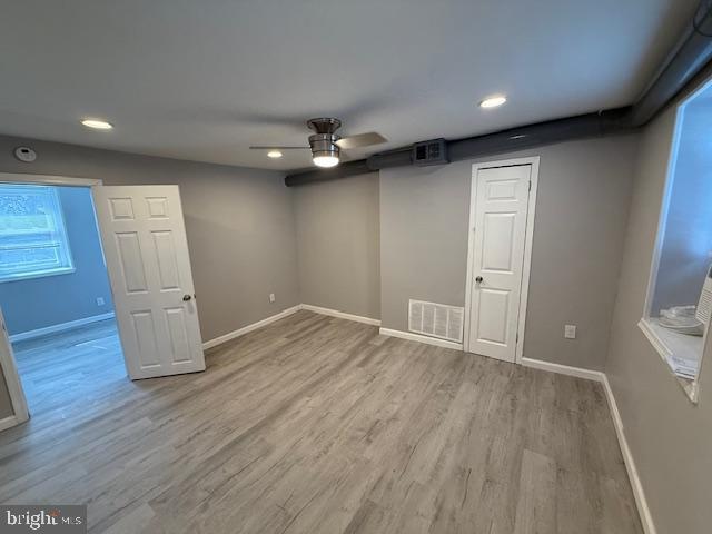 HOLMESBURG - Residential Lease
