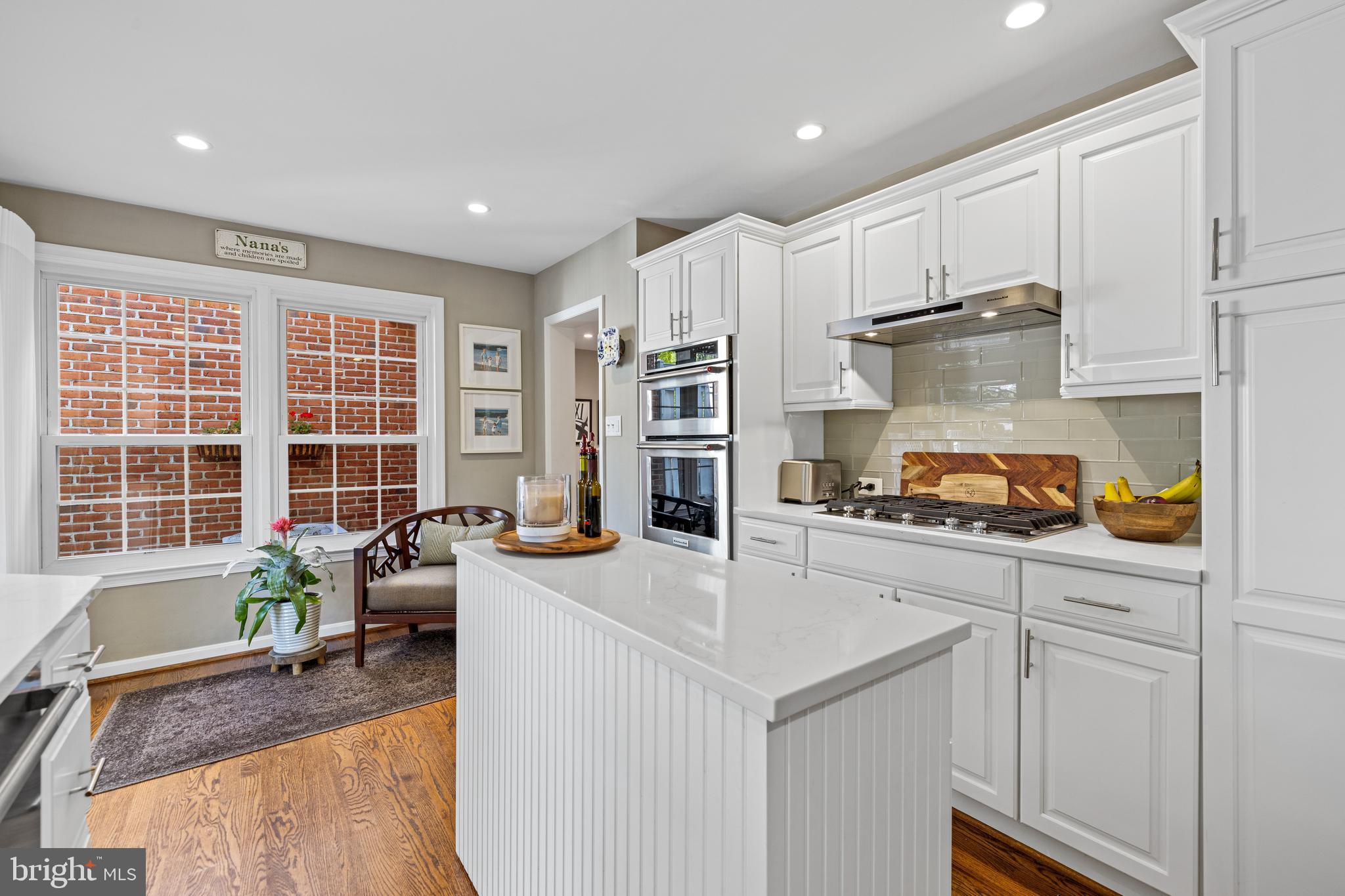 THE MEADOWS OF GREEN SPRING - Residential