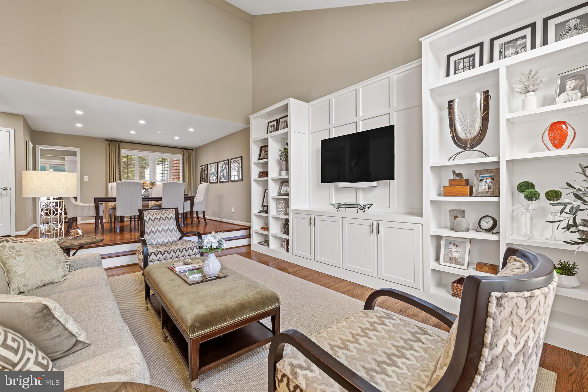 THE MEADOWS OF GREEN SPRING - Residential