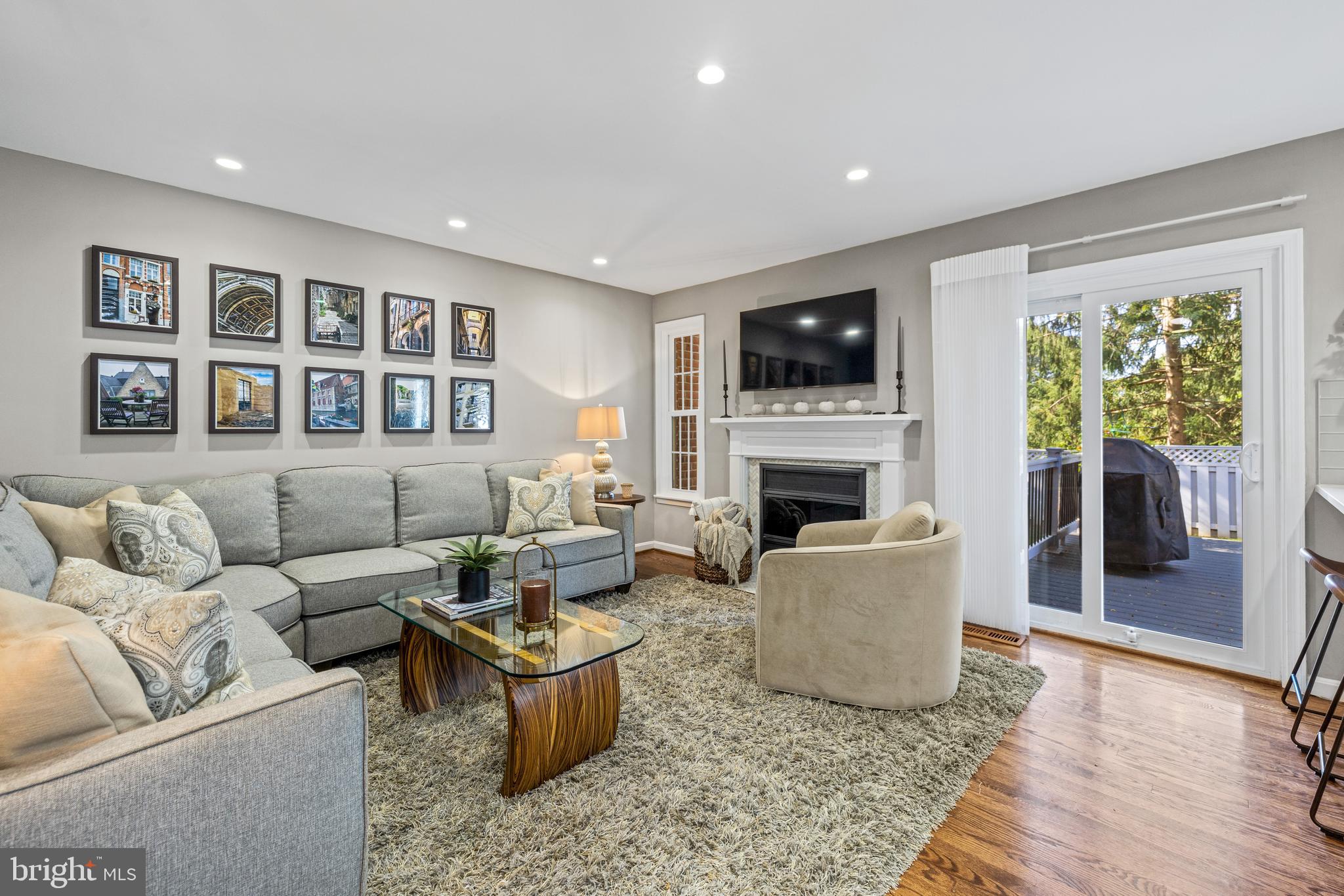 THE MEADOWS OF GREEN SPRING - Residential