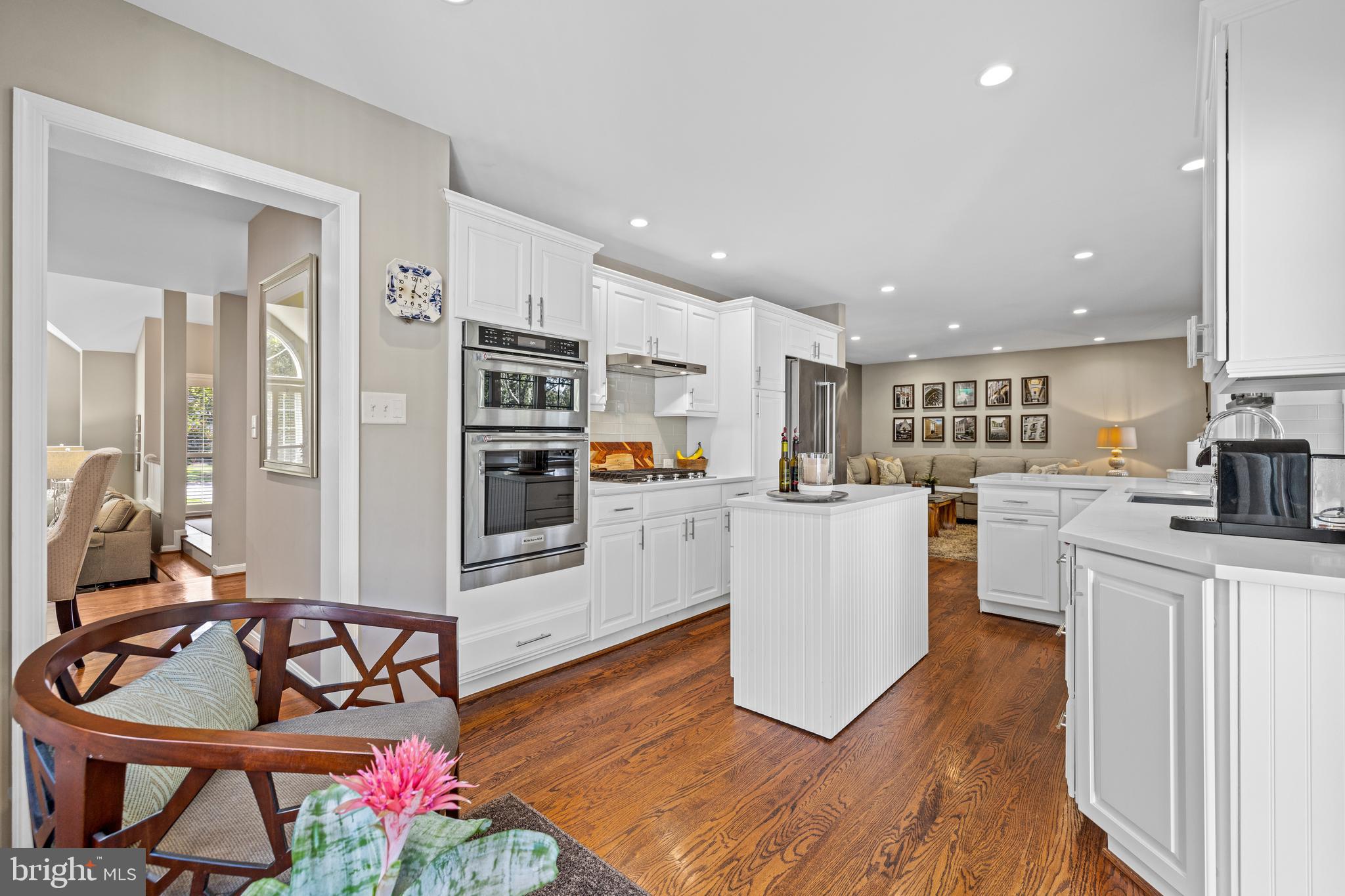 THE MEADOWS OF GREEN SPRING - Residential