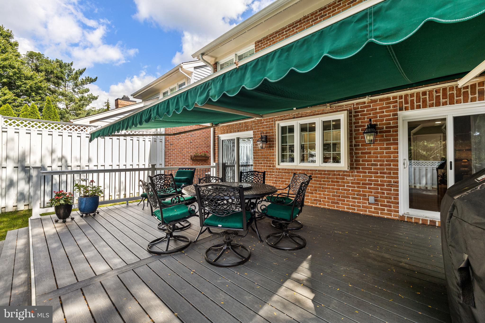 THE MEADOWS OF GREEN SPRING - Residential