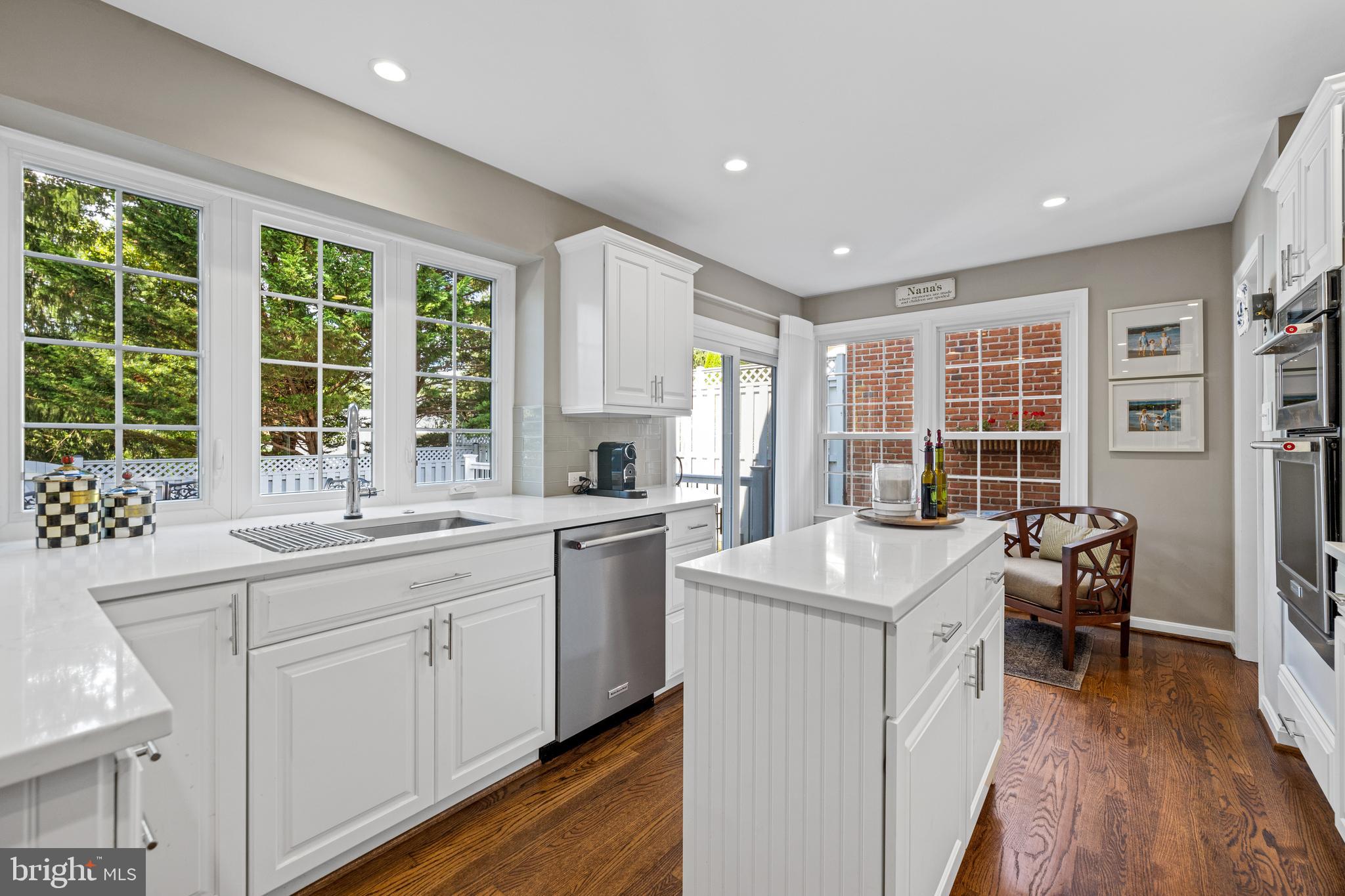 THE MEADOWS OF GREEN SPRING - Residential