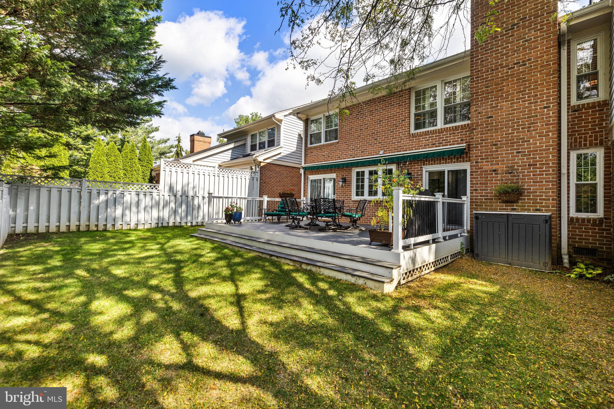 THE MEADOWS OF GREEN SPRING - Residential