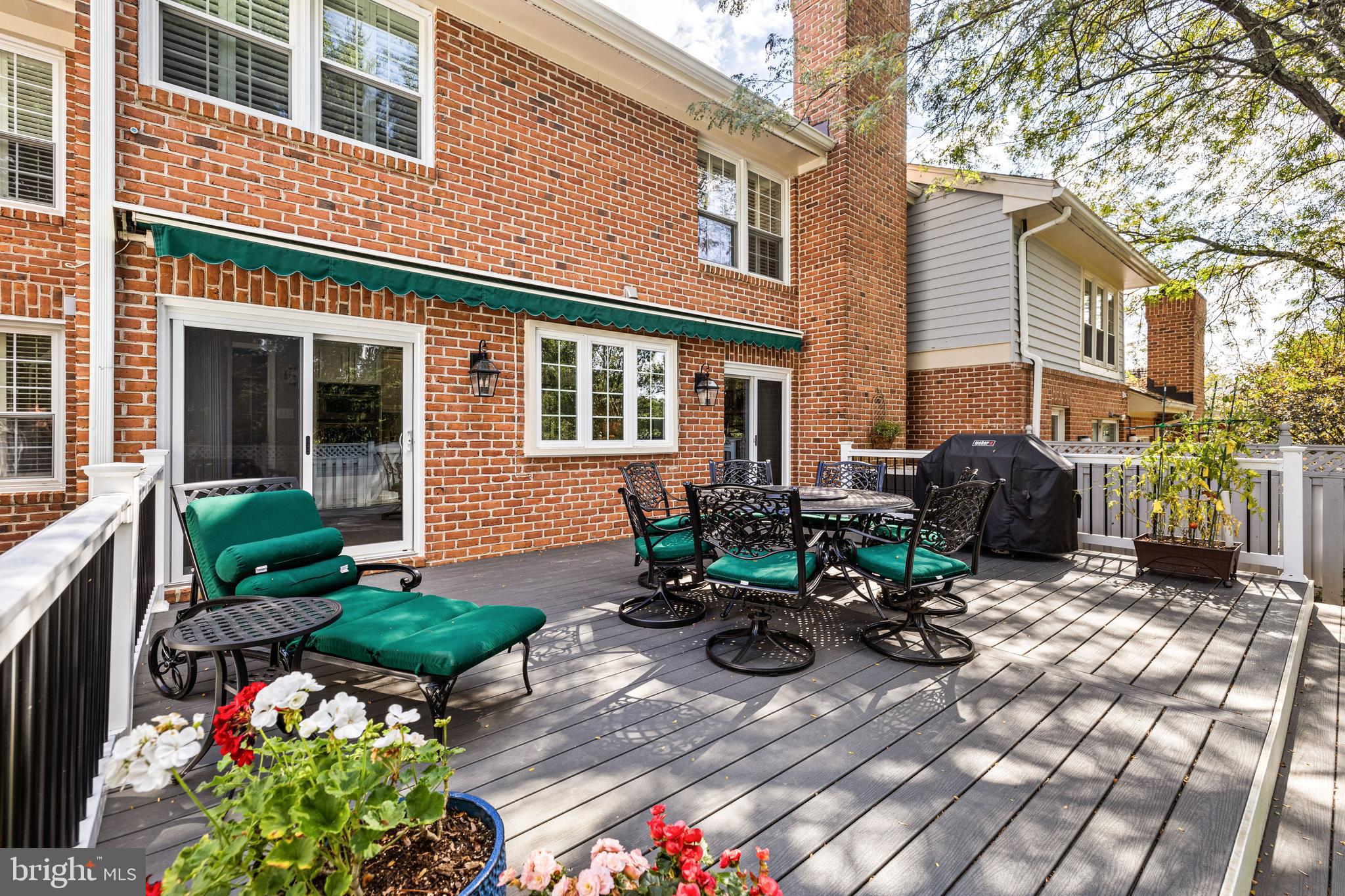 THE MEADOWS OF GREEN SPRING - Residential