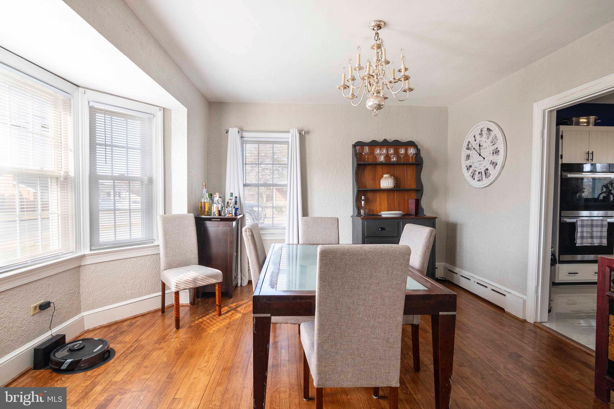 WOODSIDE - Residential