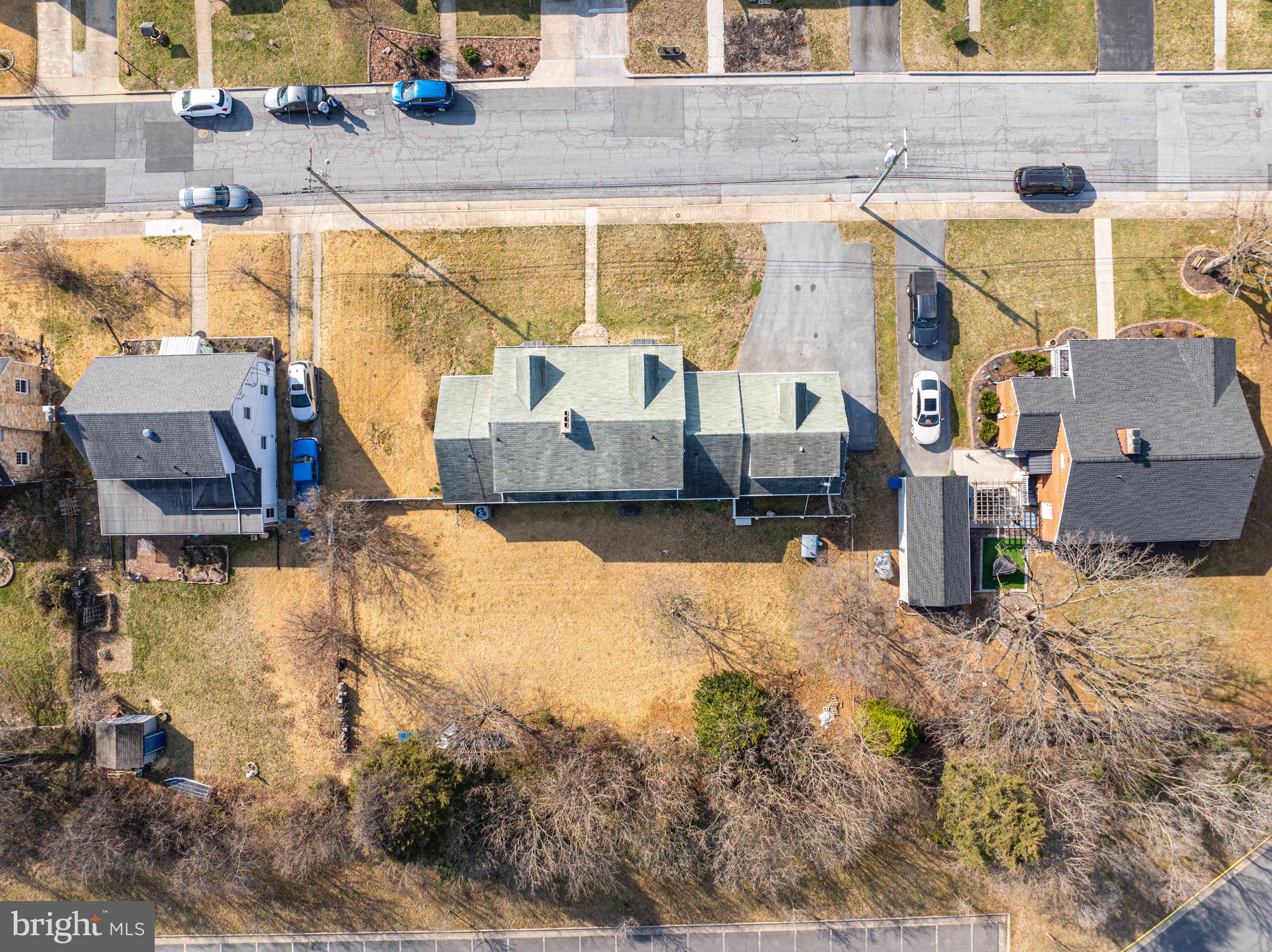 WOODSIDE - Residential