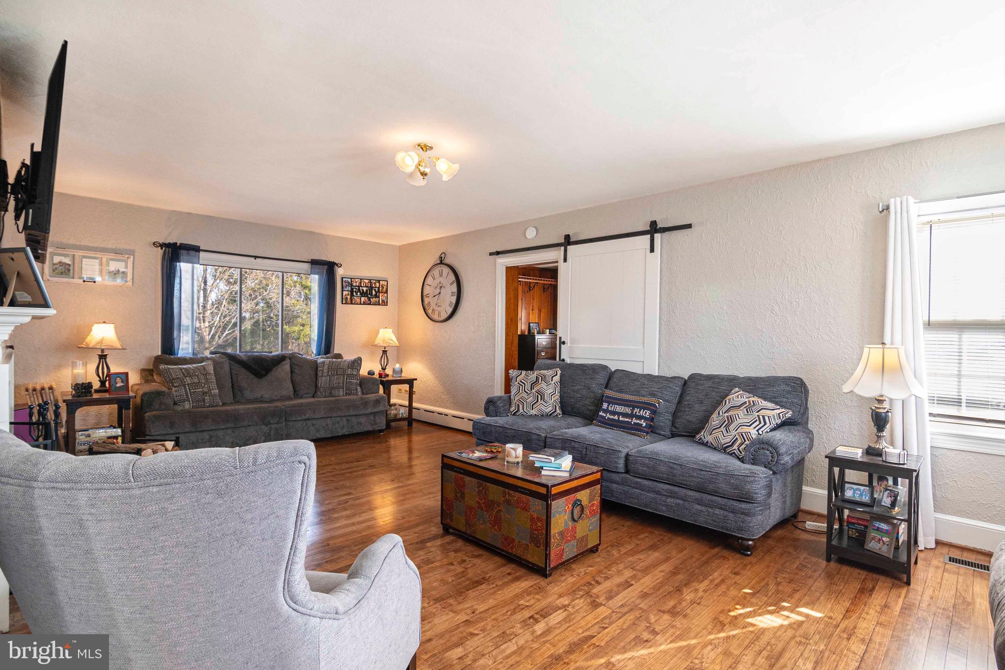 WOODSIDE - Residential