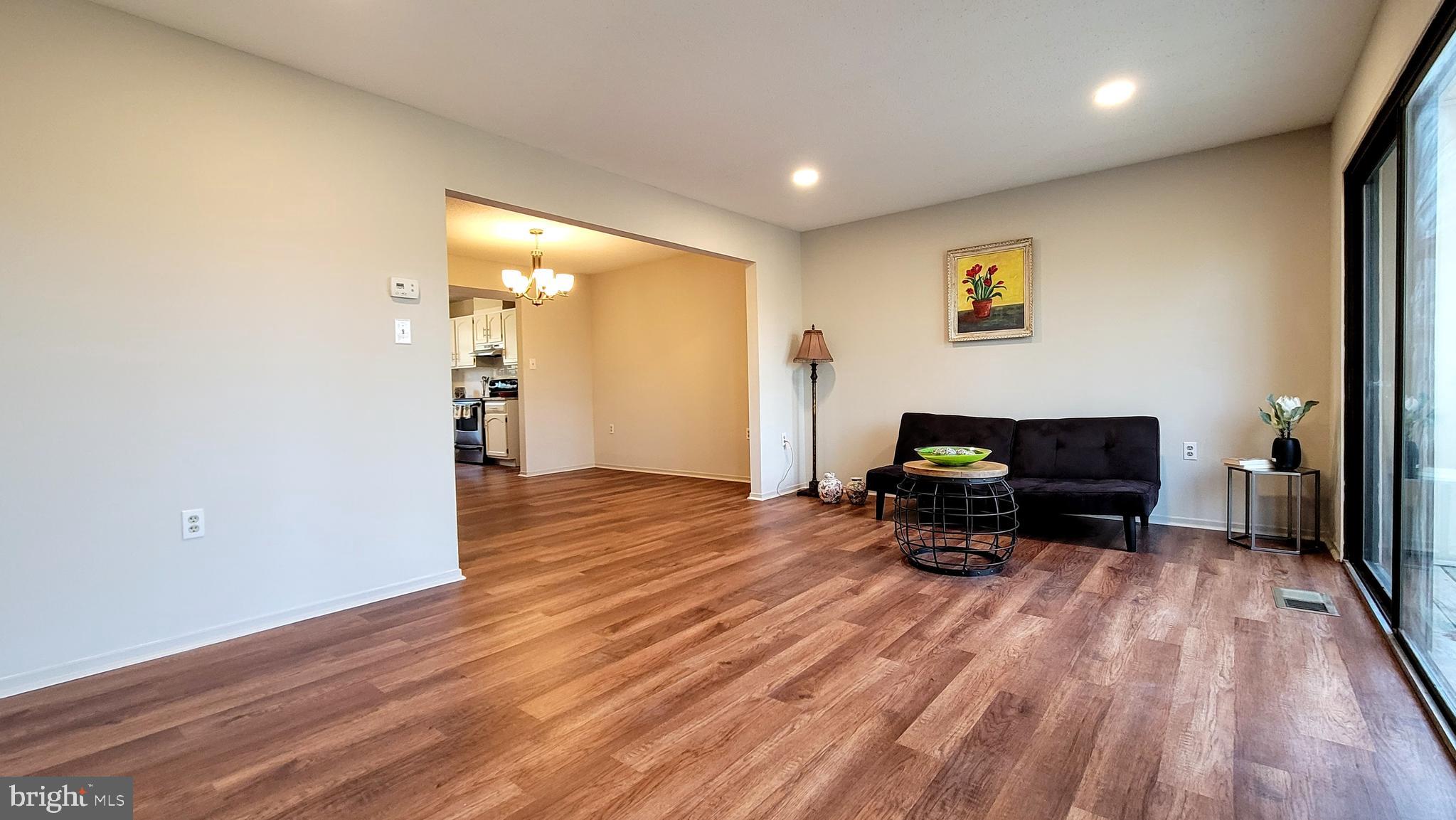 RIPPON LANDING - Residential