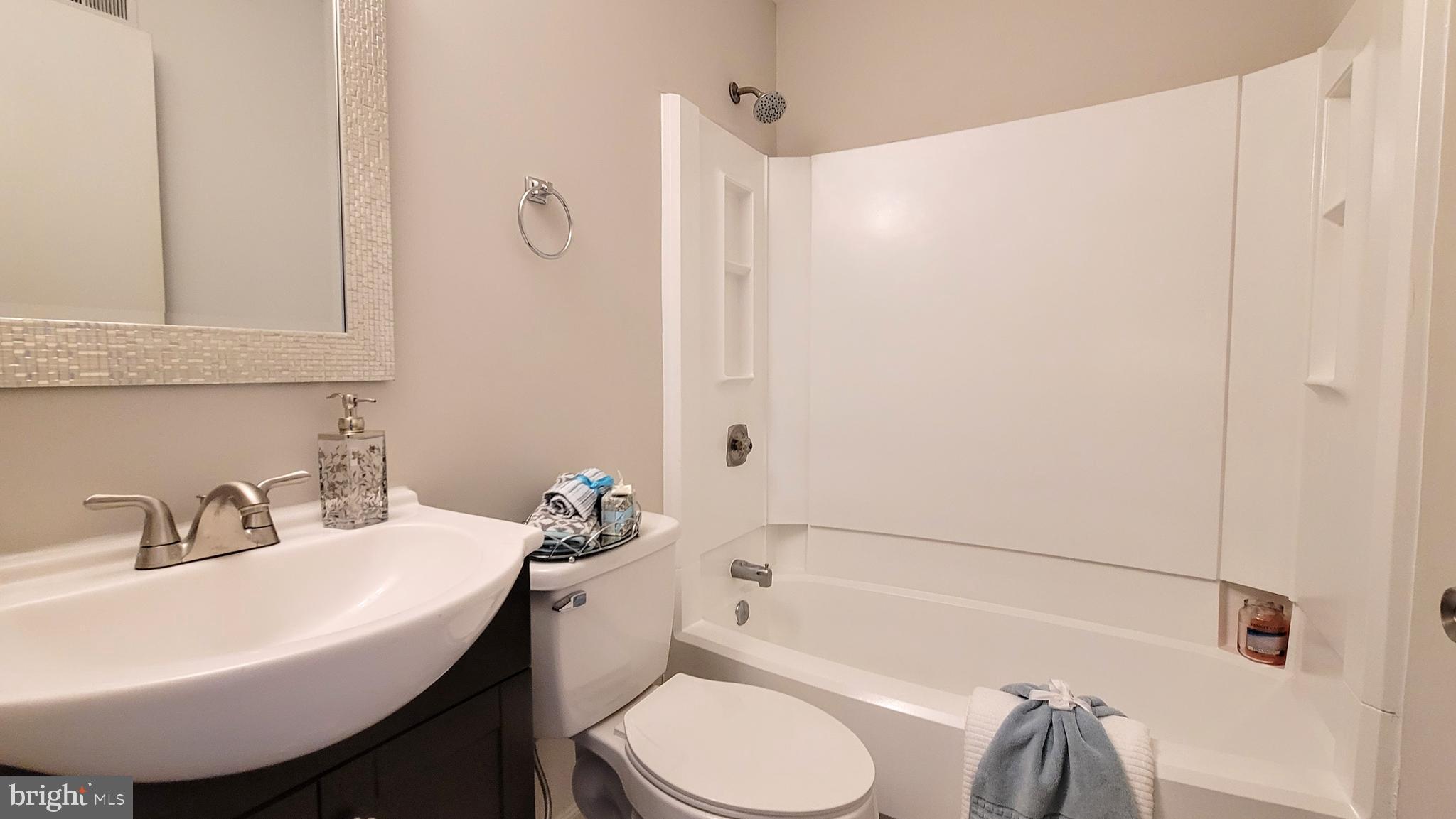 RIPPON LANDING - Residential