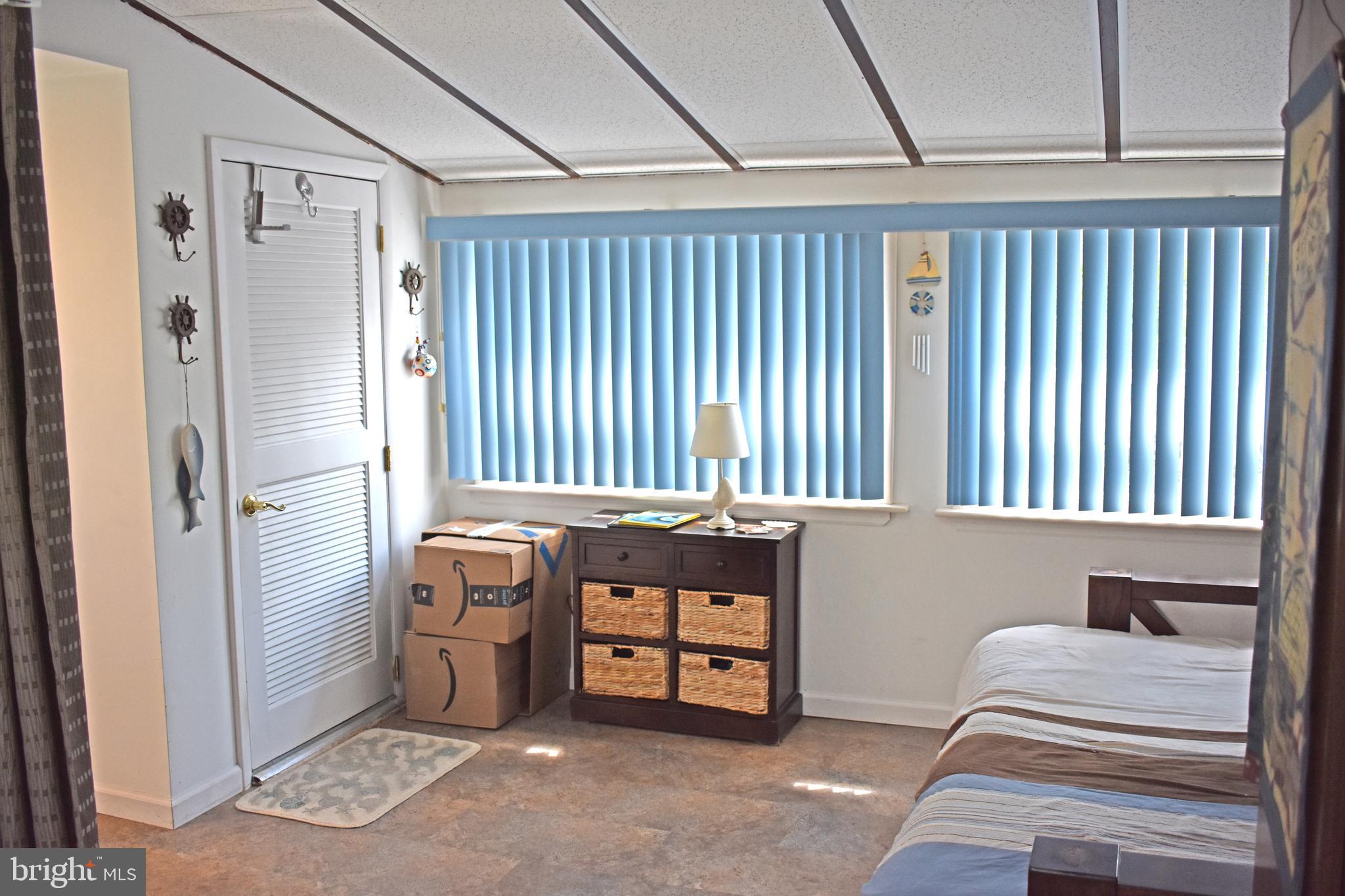 113 E BOAT DRIVE