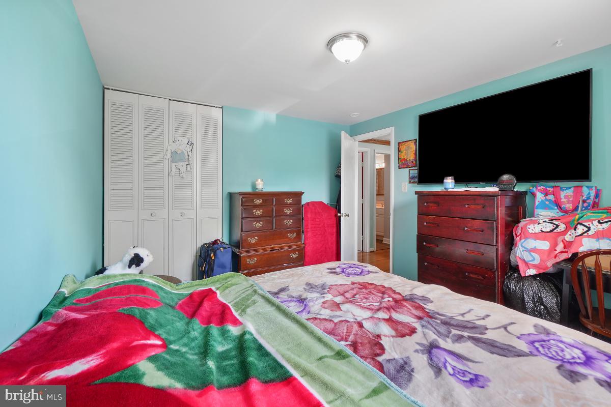 AMBER MEADOWS - Residential