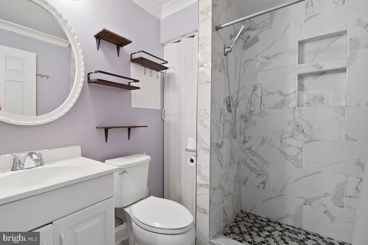 AMBER MEADOWS - Residential