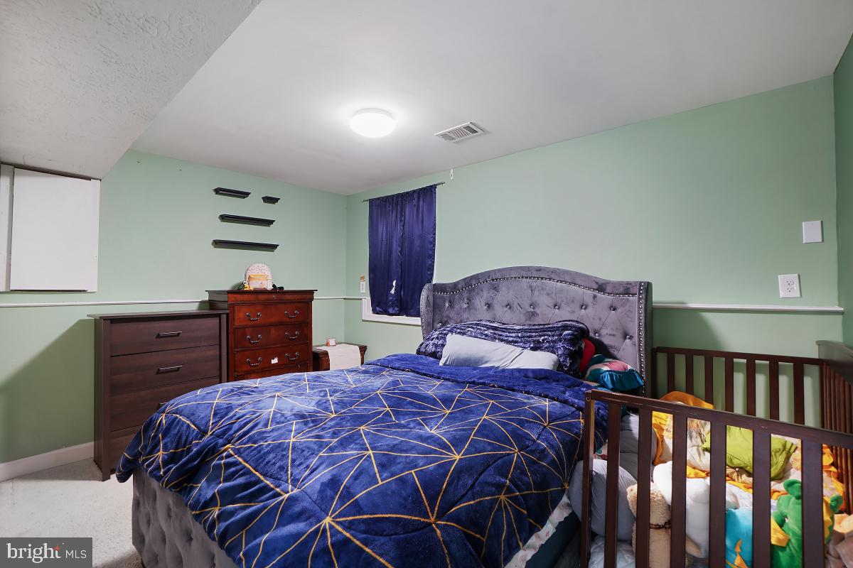 AMBER MEADOWS - Residential